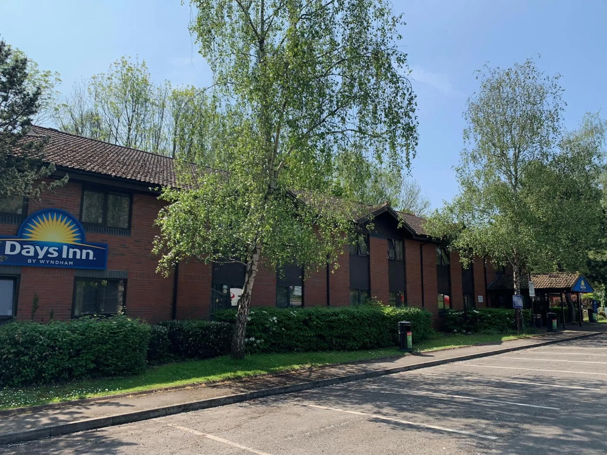 Property building in Days Inn Southampton Rownhams