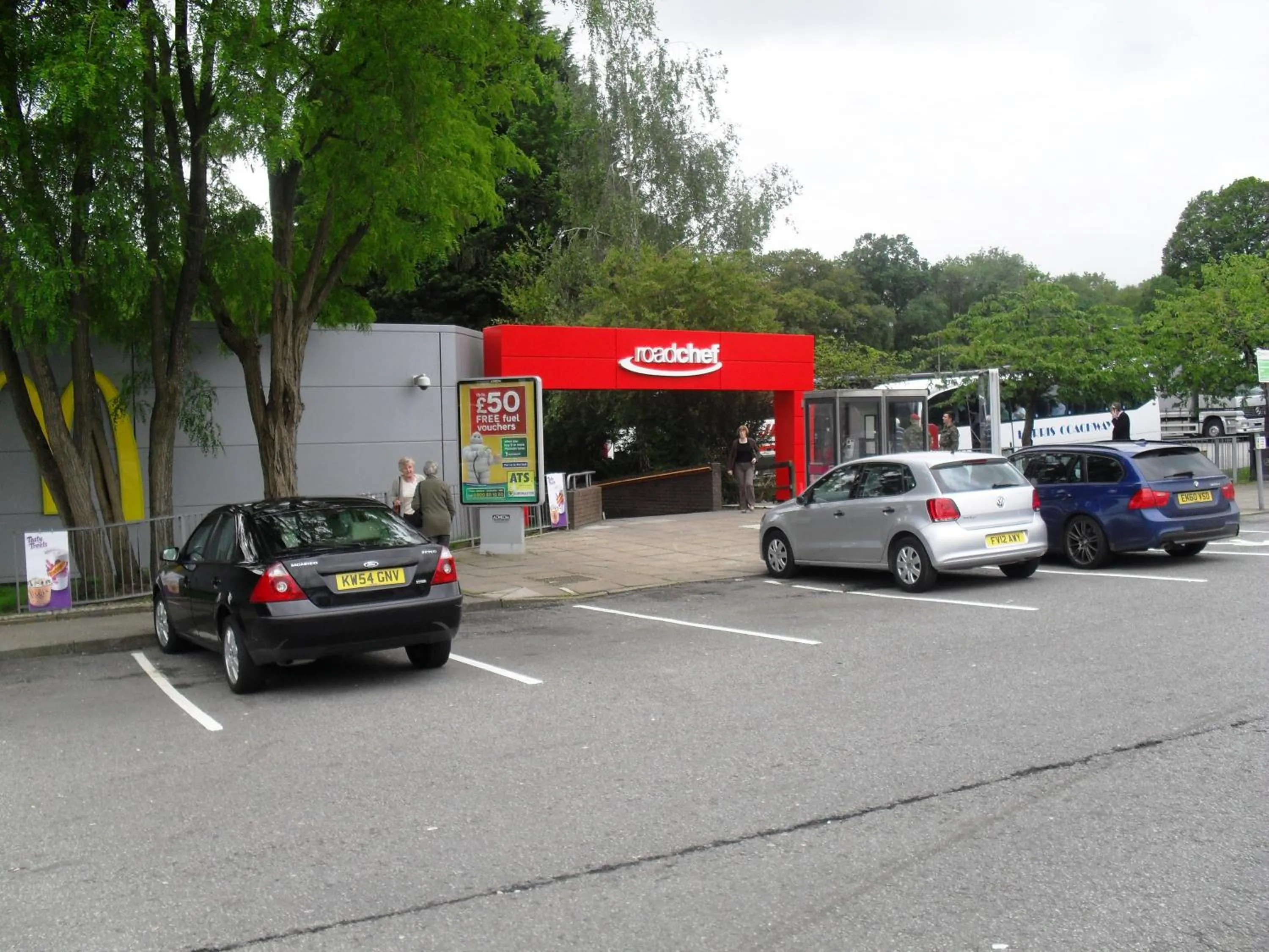 Restaurant/places to eat in Days Inn Southampton Rownhams