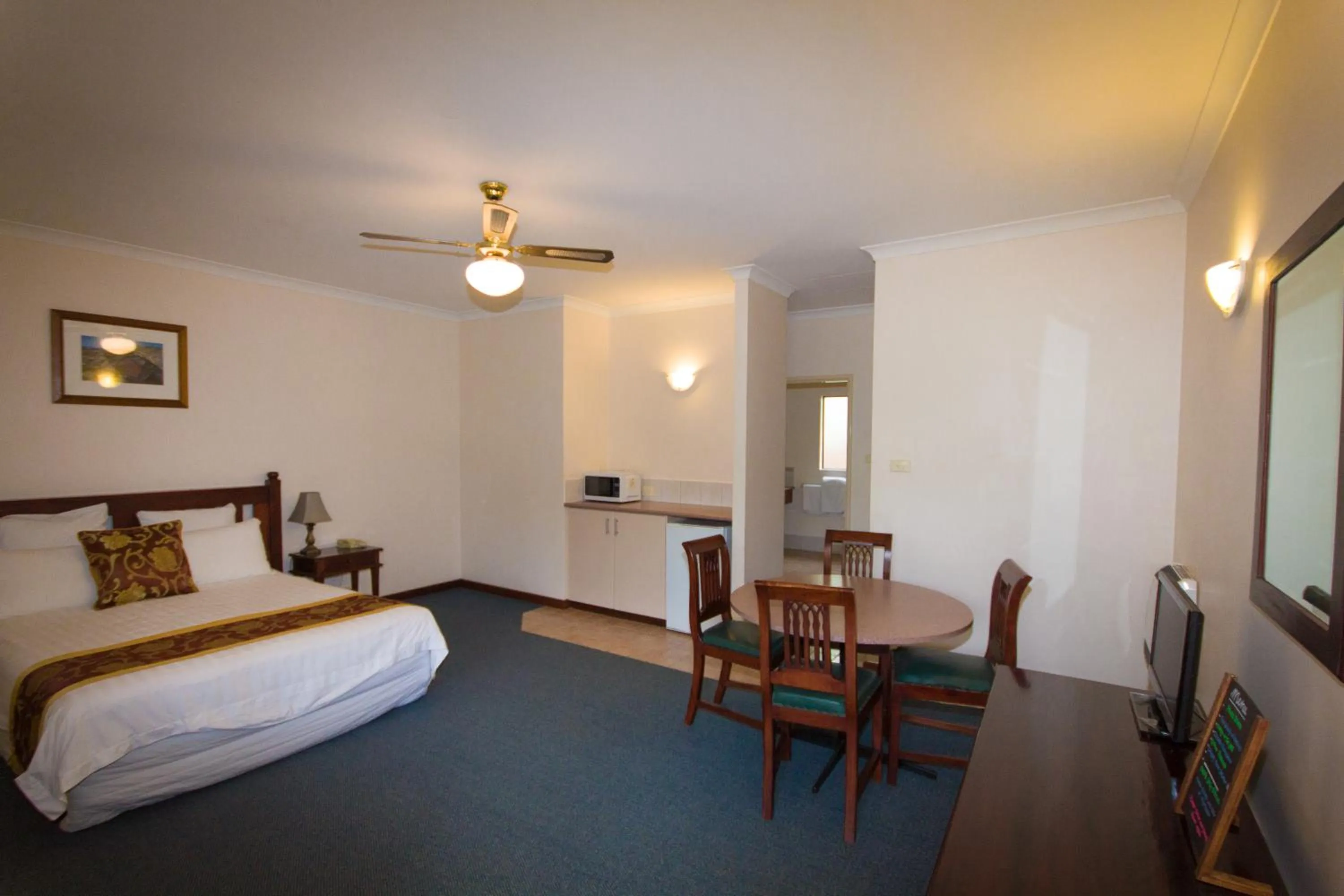 Bed in Tree Top Walk Motel