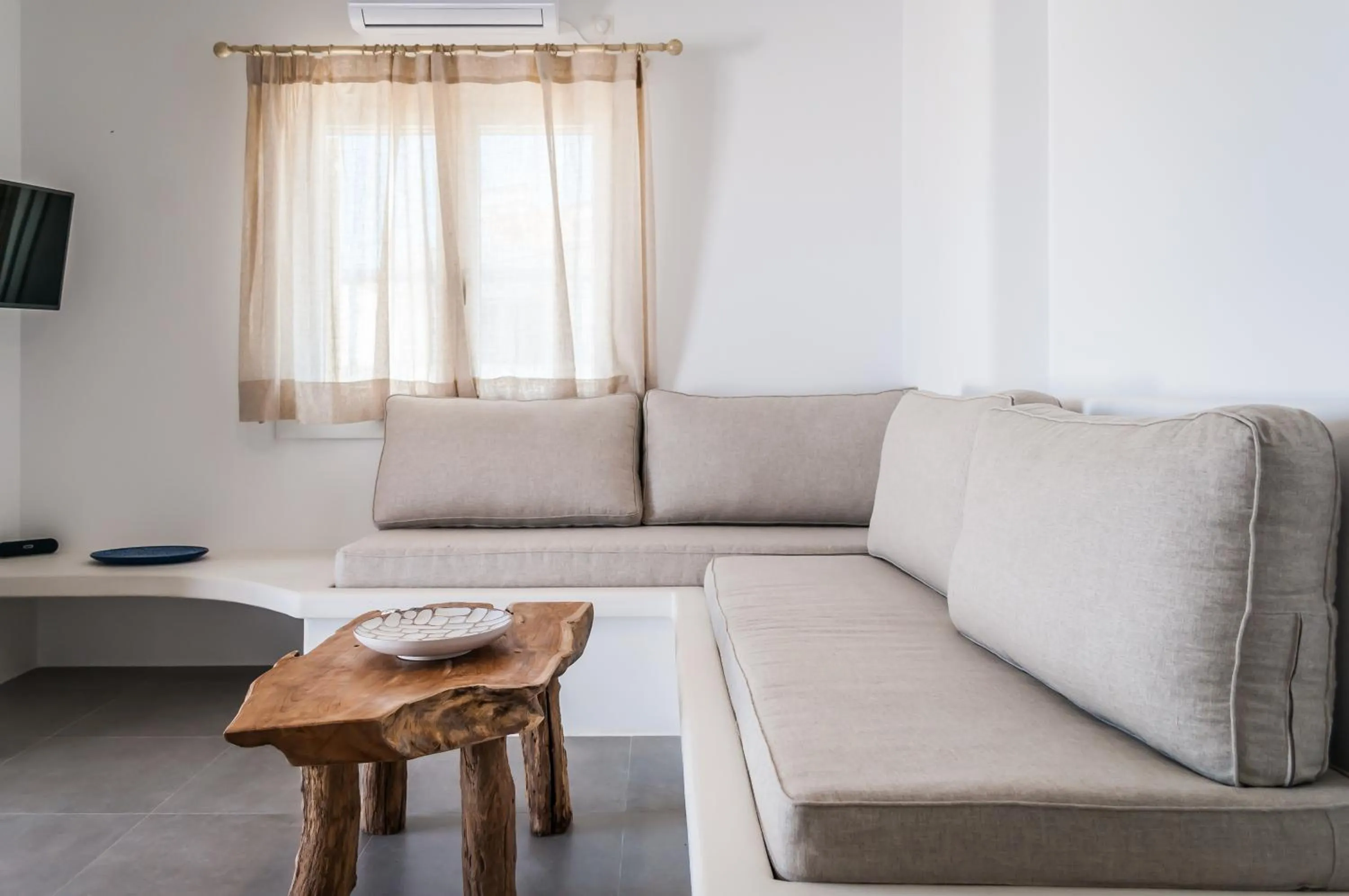 Living room in Vilos Suites