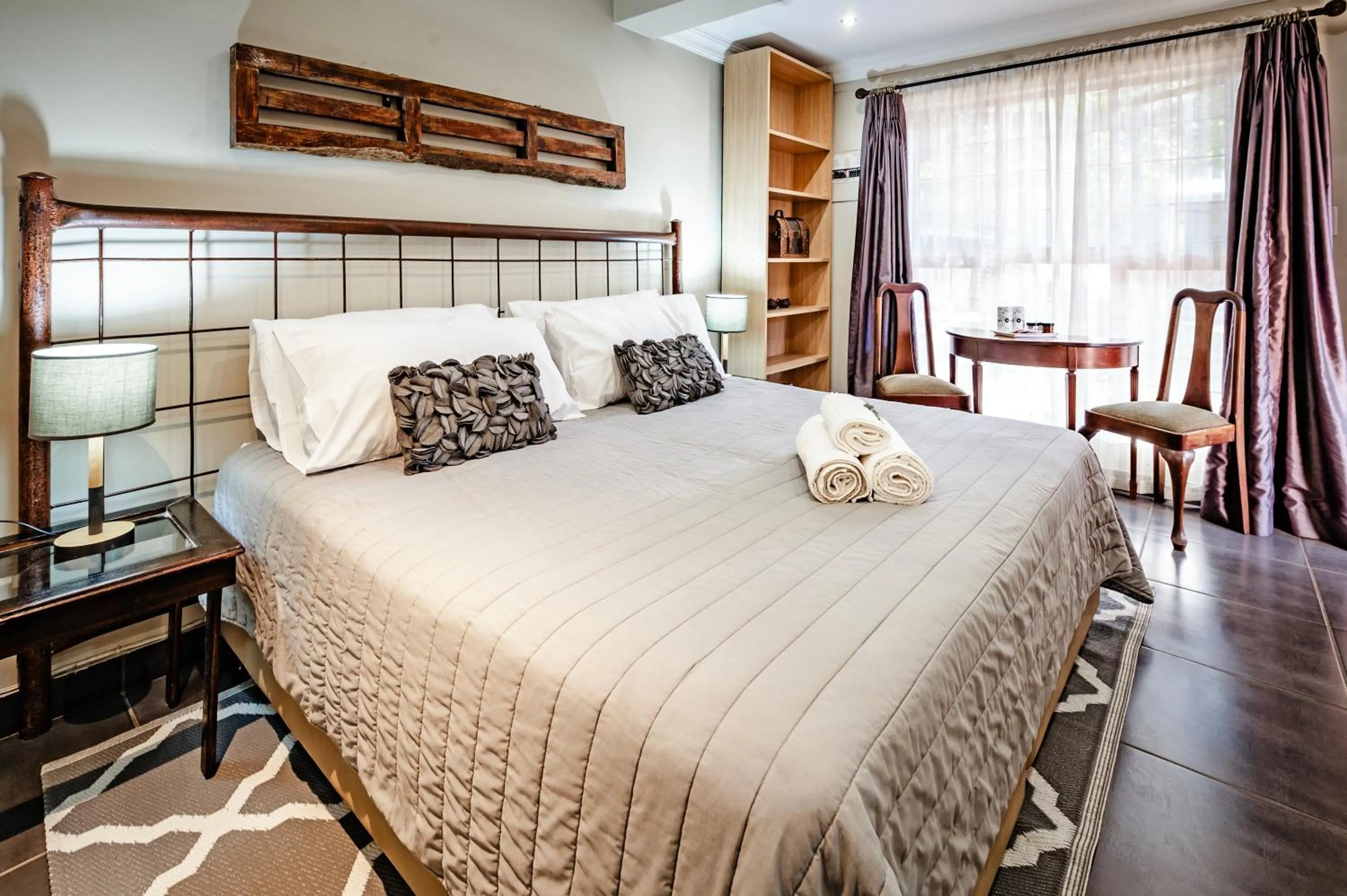 Bed in The Village in Hatfield