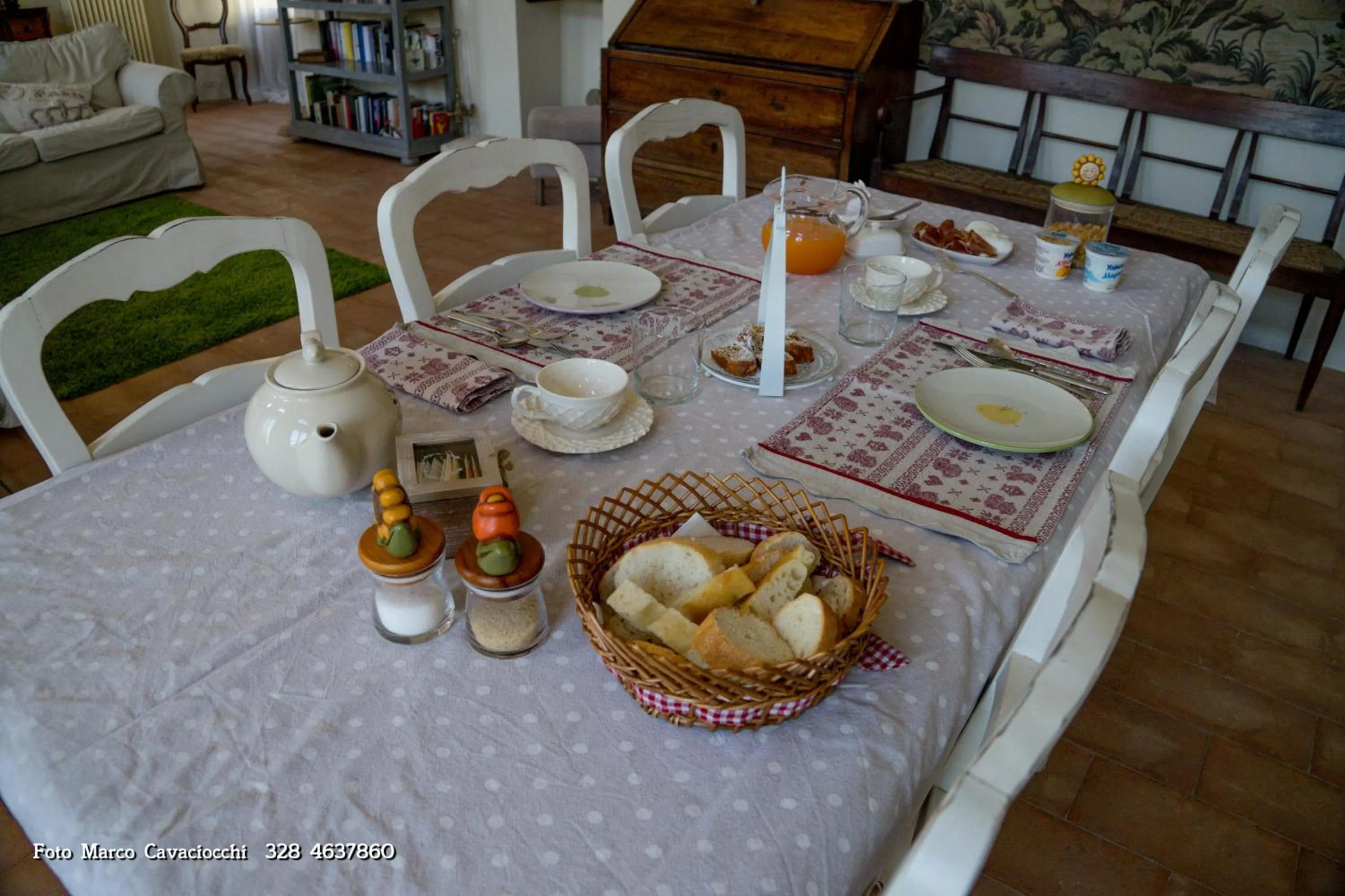 Communal lounge/ TV room in Il Bosso di Toscana