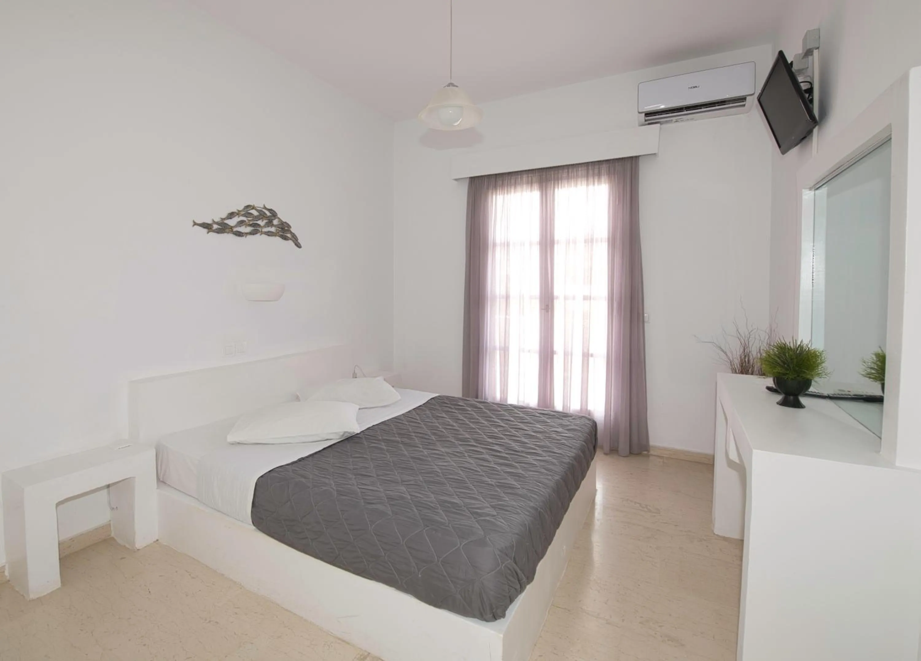 Bed in Ira Apartments