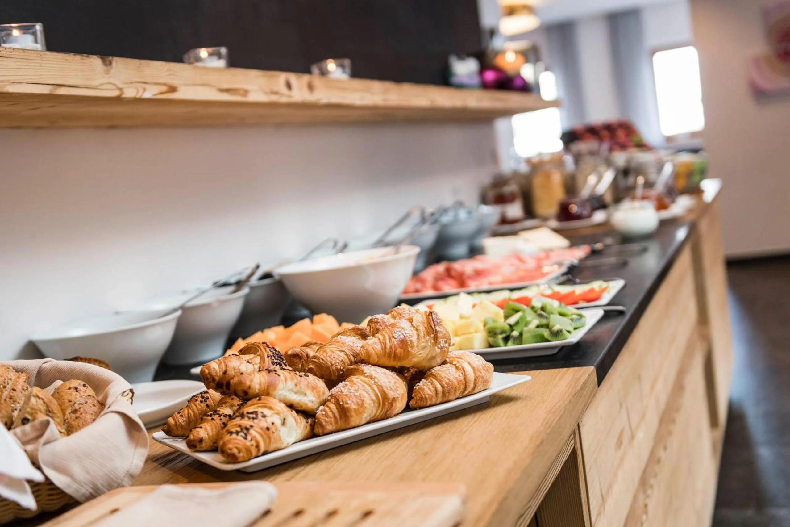 Buffet breakfast in Familienhotel Viktoria