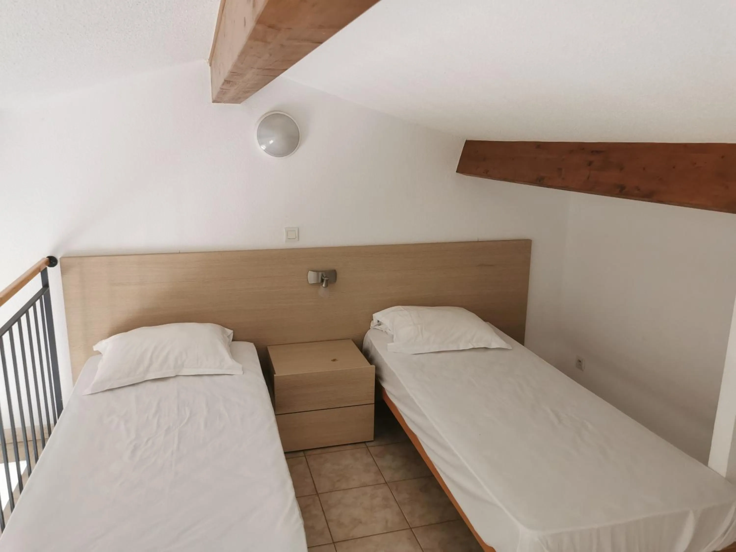 Bedroom, Bed in Terres de France - Les Hauts du Maquis