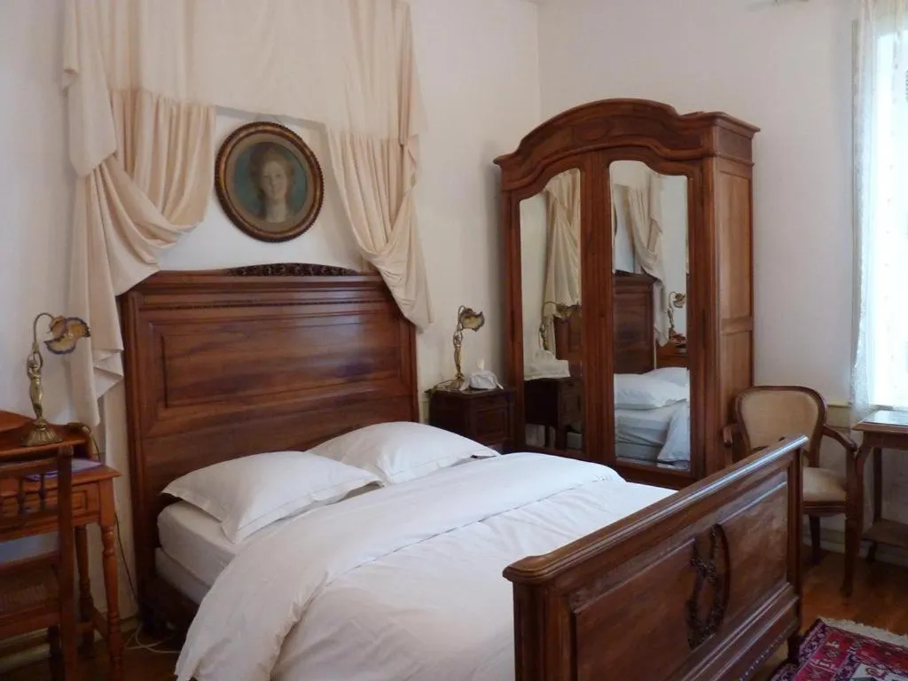 Photo of the whole room, Bed in Chateau-Gaillard