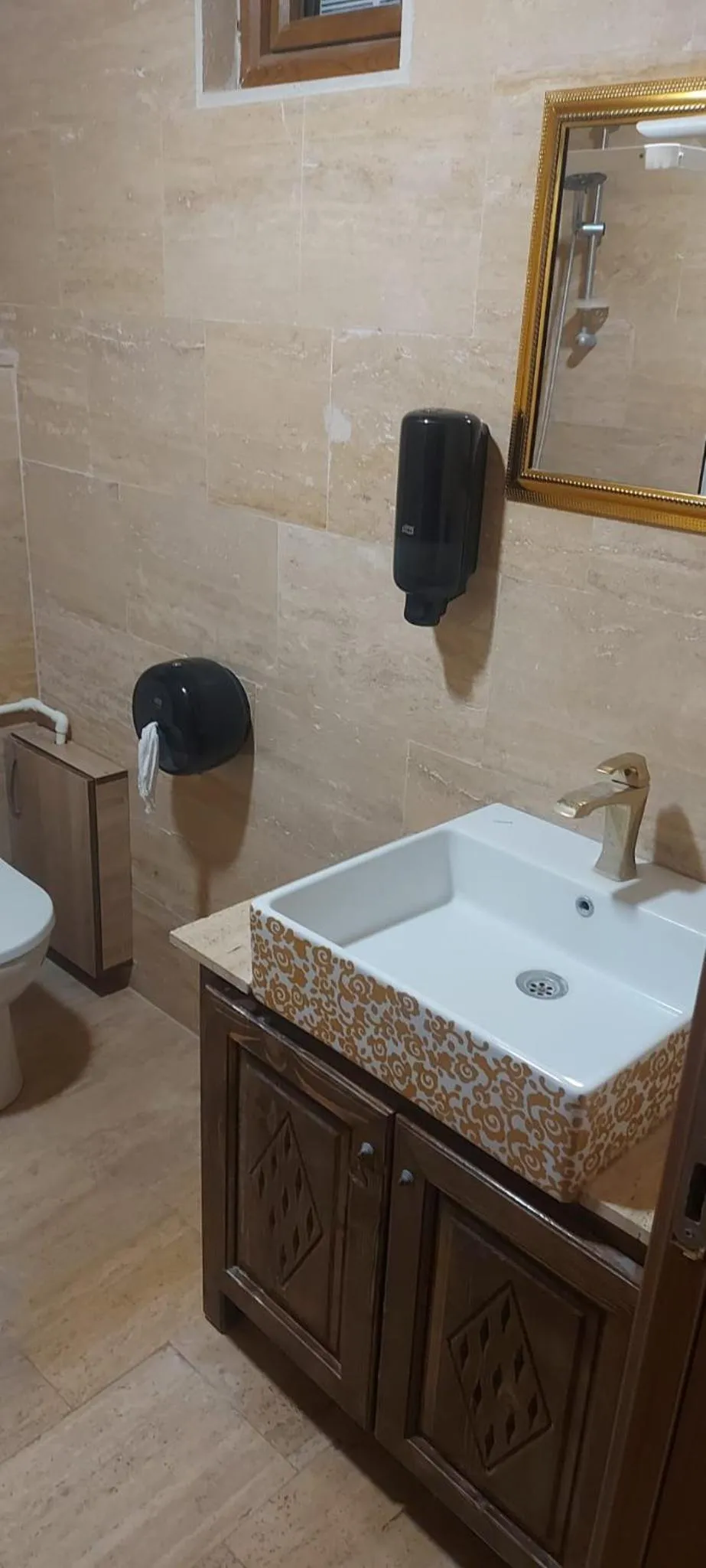 Bathroom in Sun Rise View Hotel