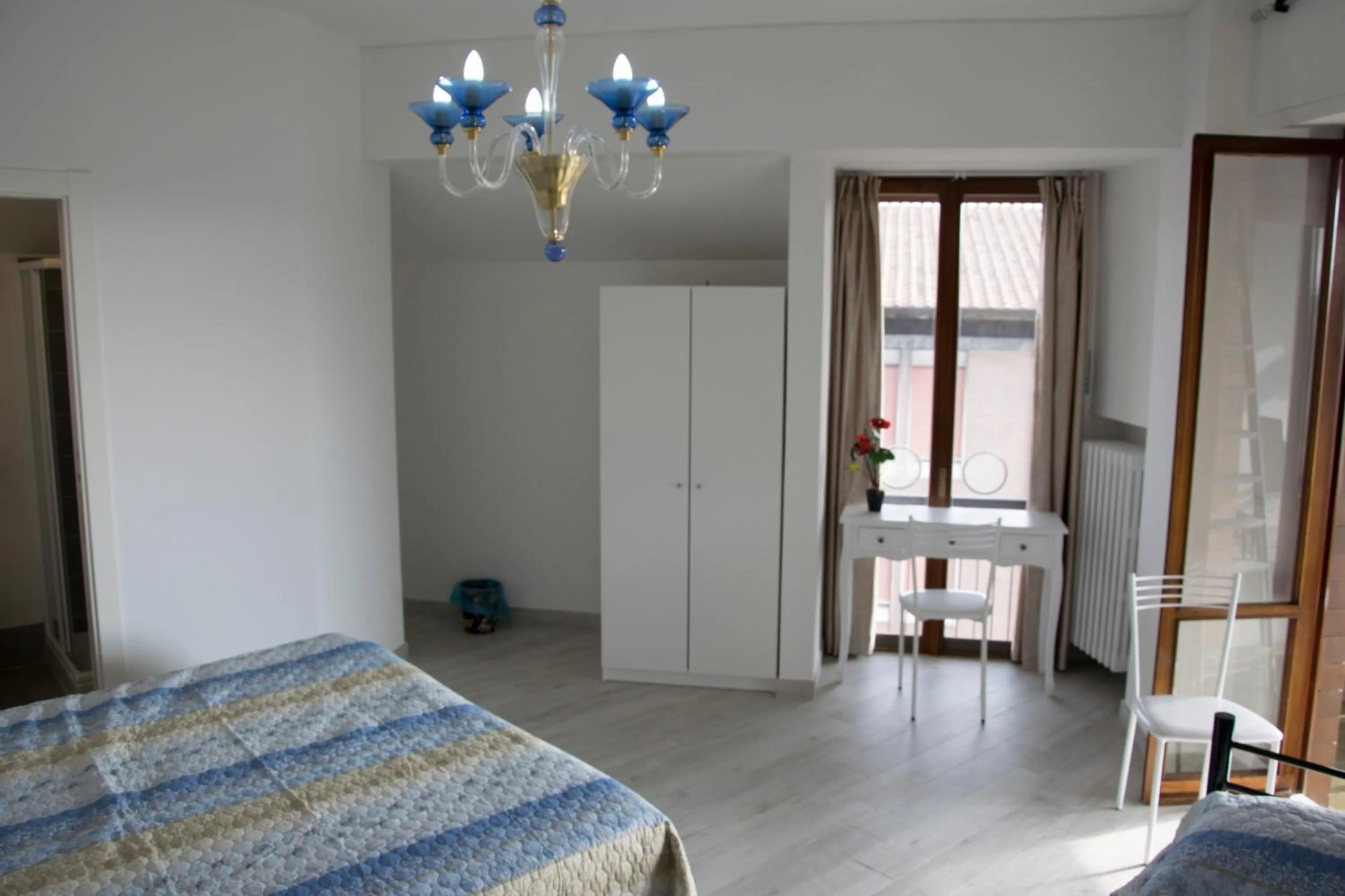 Day, Bed in Nancy House