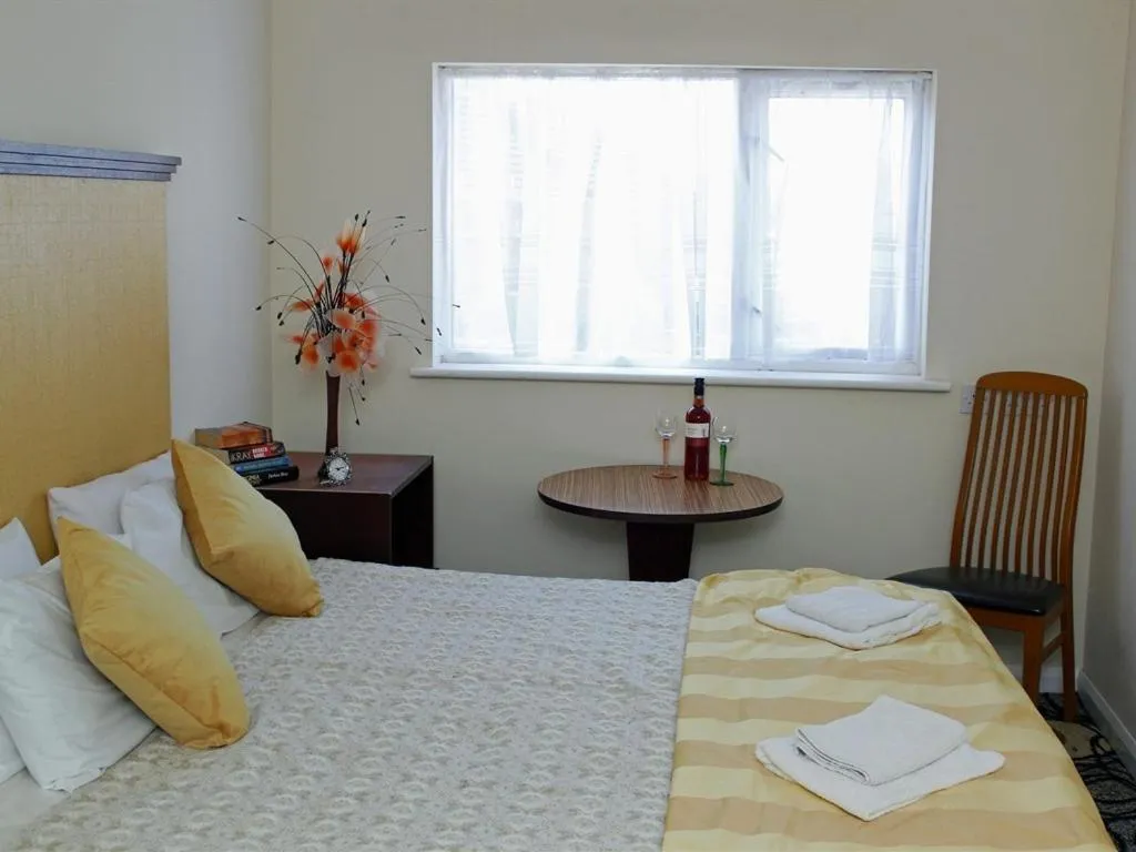 Bedroom in PREMIER HOTEL not Premier Inn