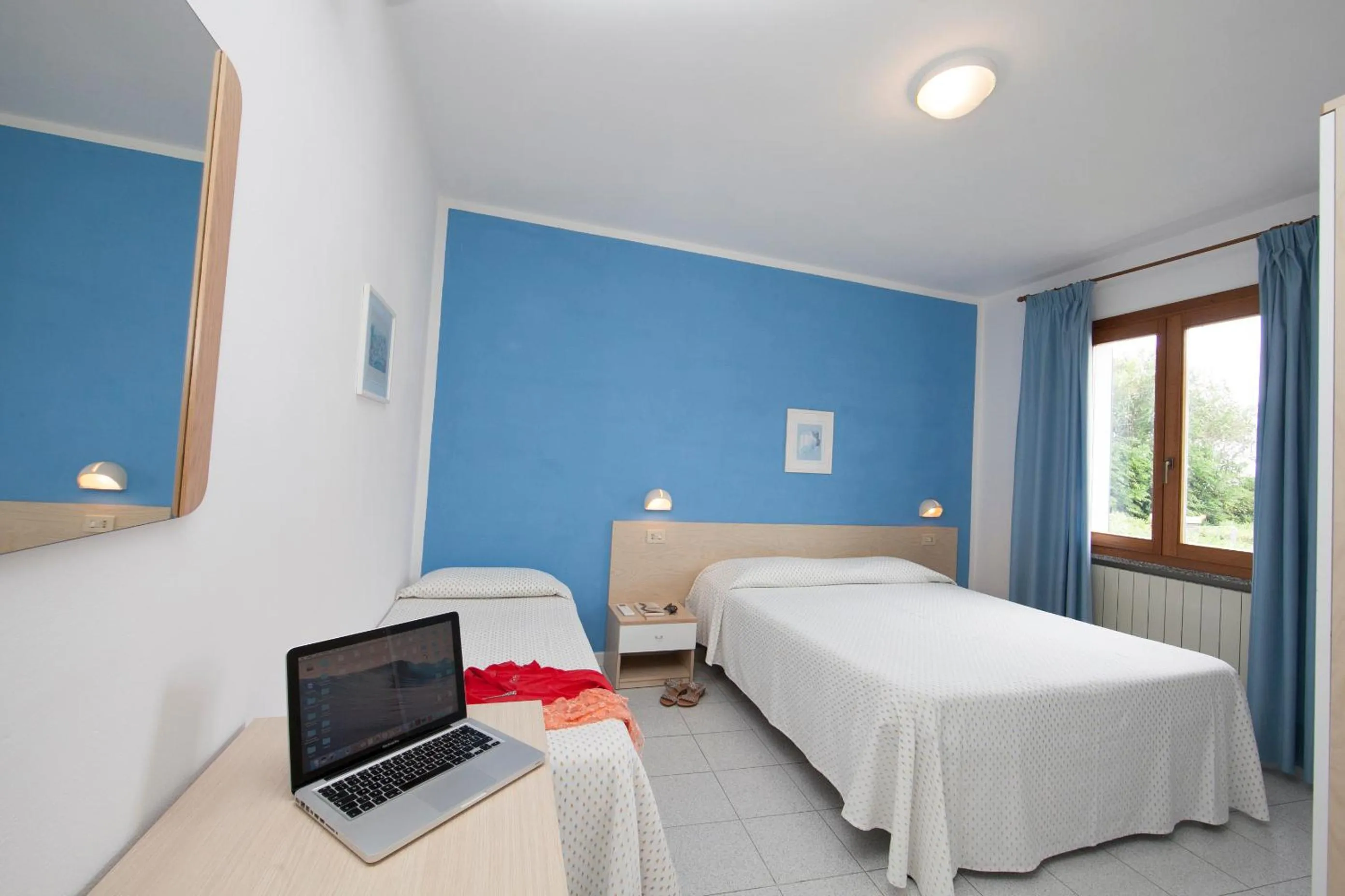 Photo of the whole room, Bed in Hotel Aurora