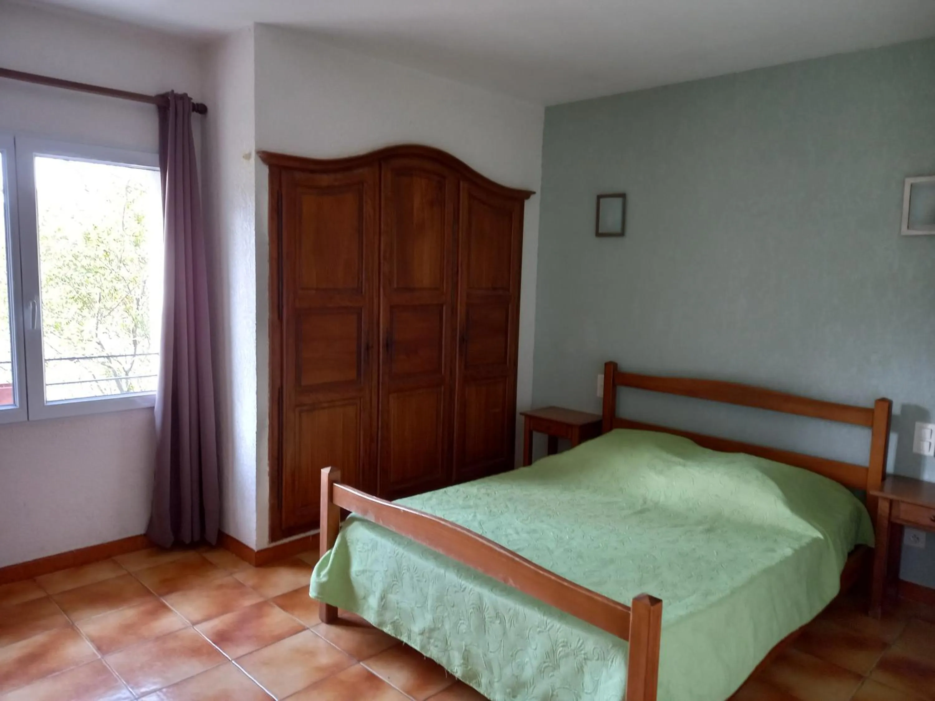 Bed in Chambres d'hôtes Domaine de Pélissols