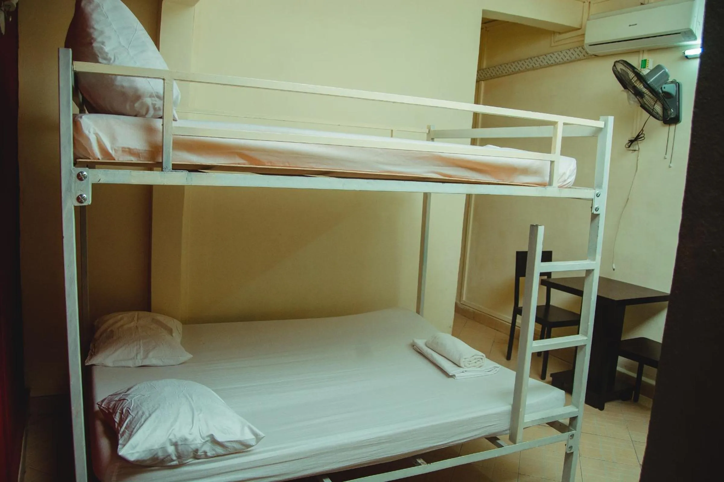 Bed in Salama Hôtel Majunga