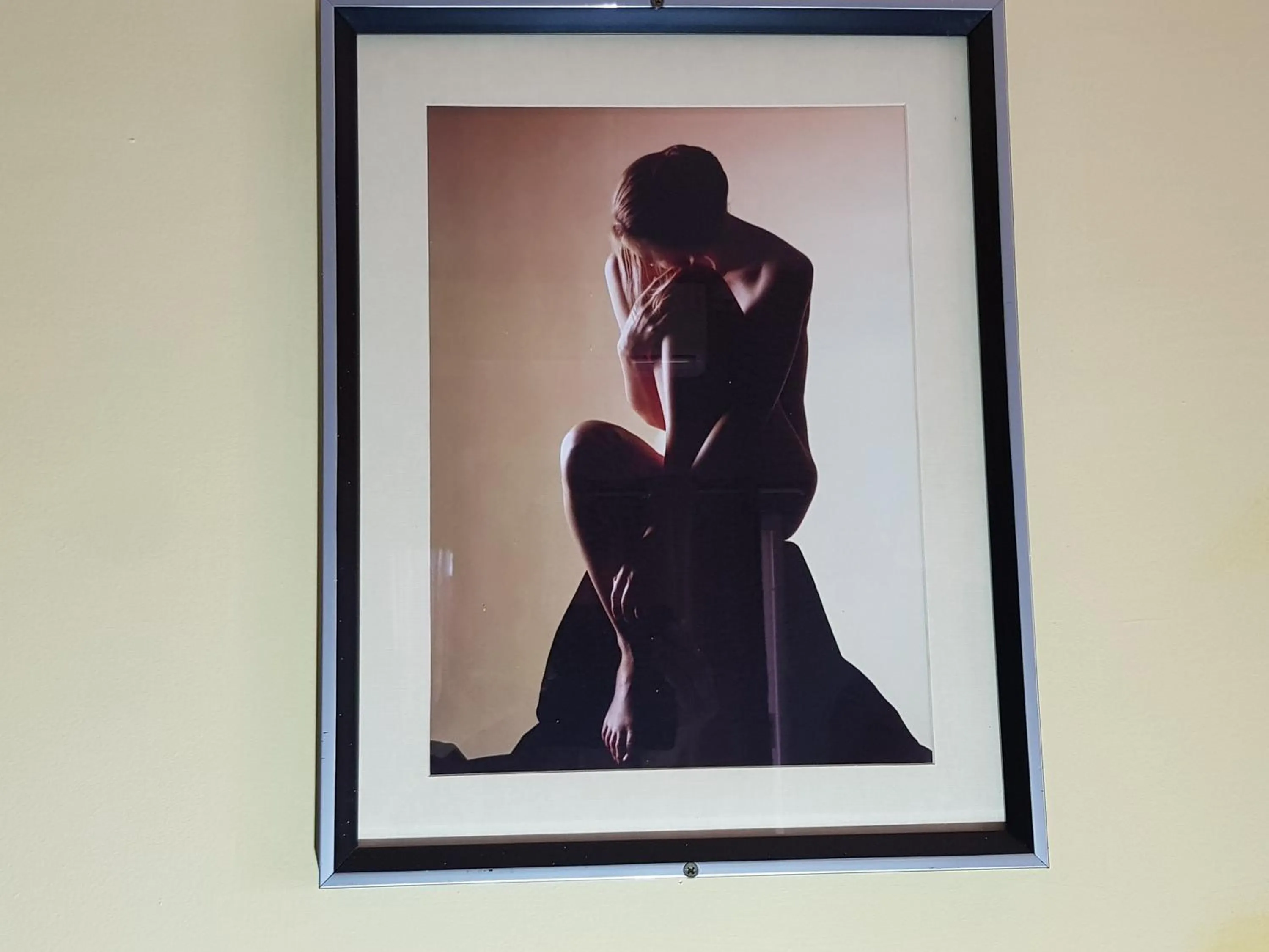 Logo/Certificate/Sign in Salama Hôtel Majunga