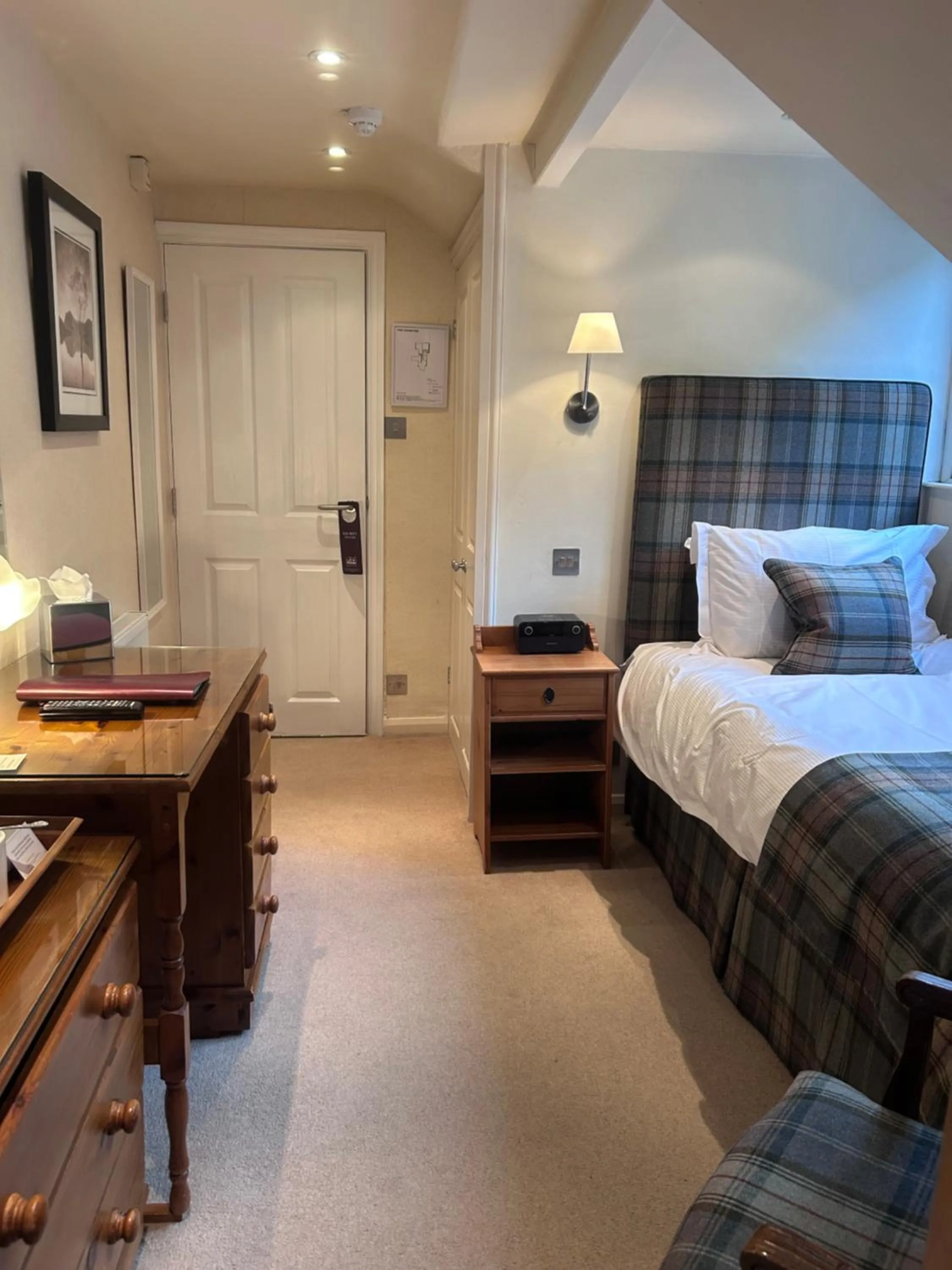 Bedroom, Bed in Lindeth Fell Country House