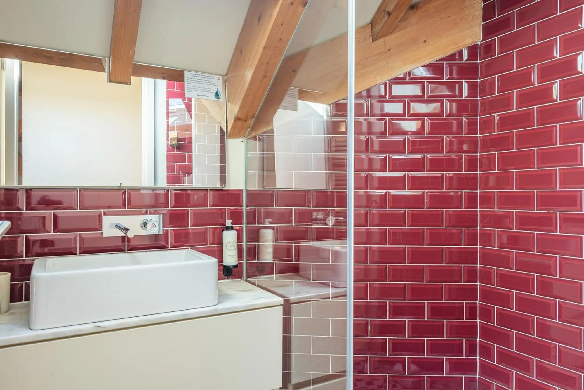 Bathroom in Oporto Maison Alves da Veiga