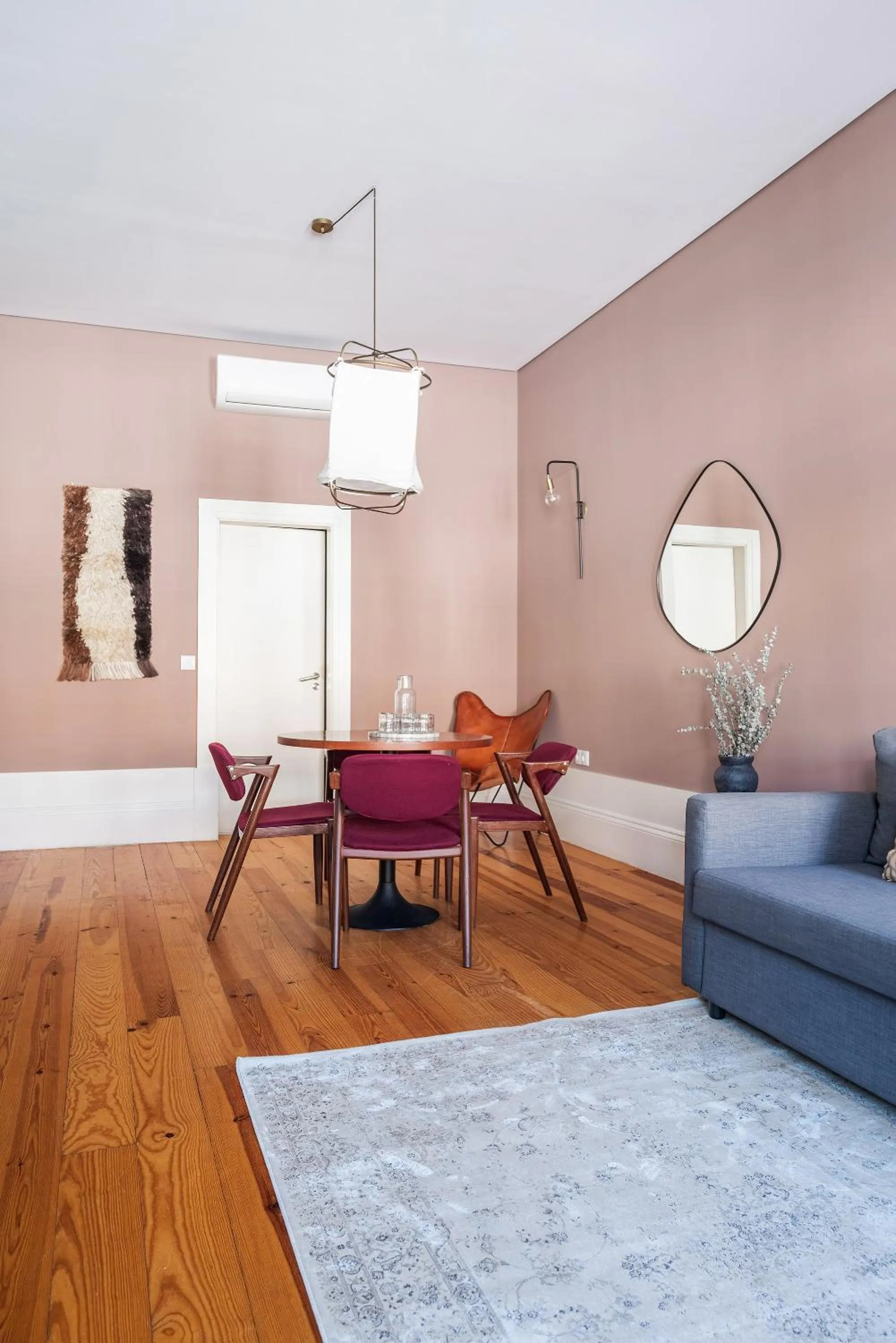 Decorative detail in Oporto Maison Alves da Veiga