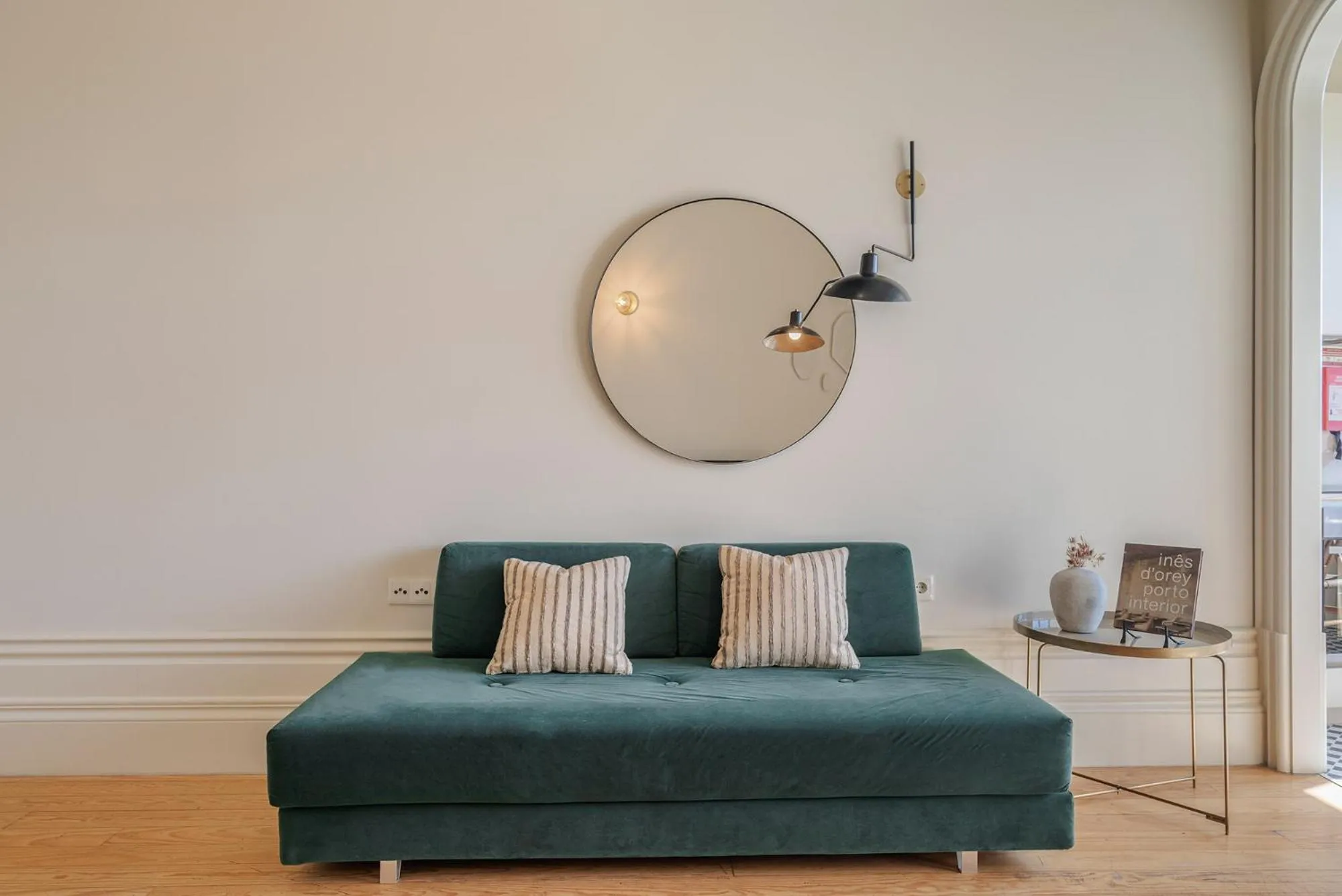 Living room, Bed in Oporto Maison Alves da Veiga