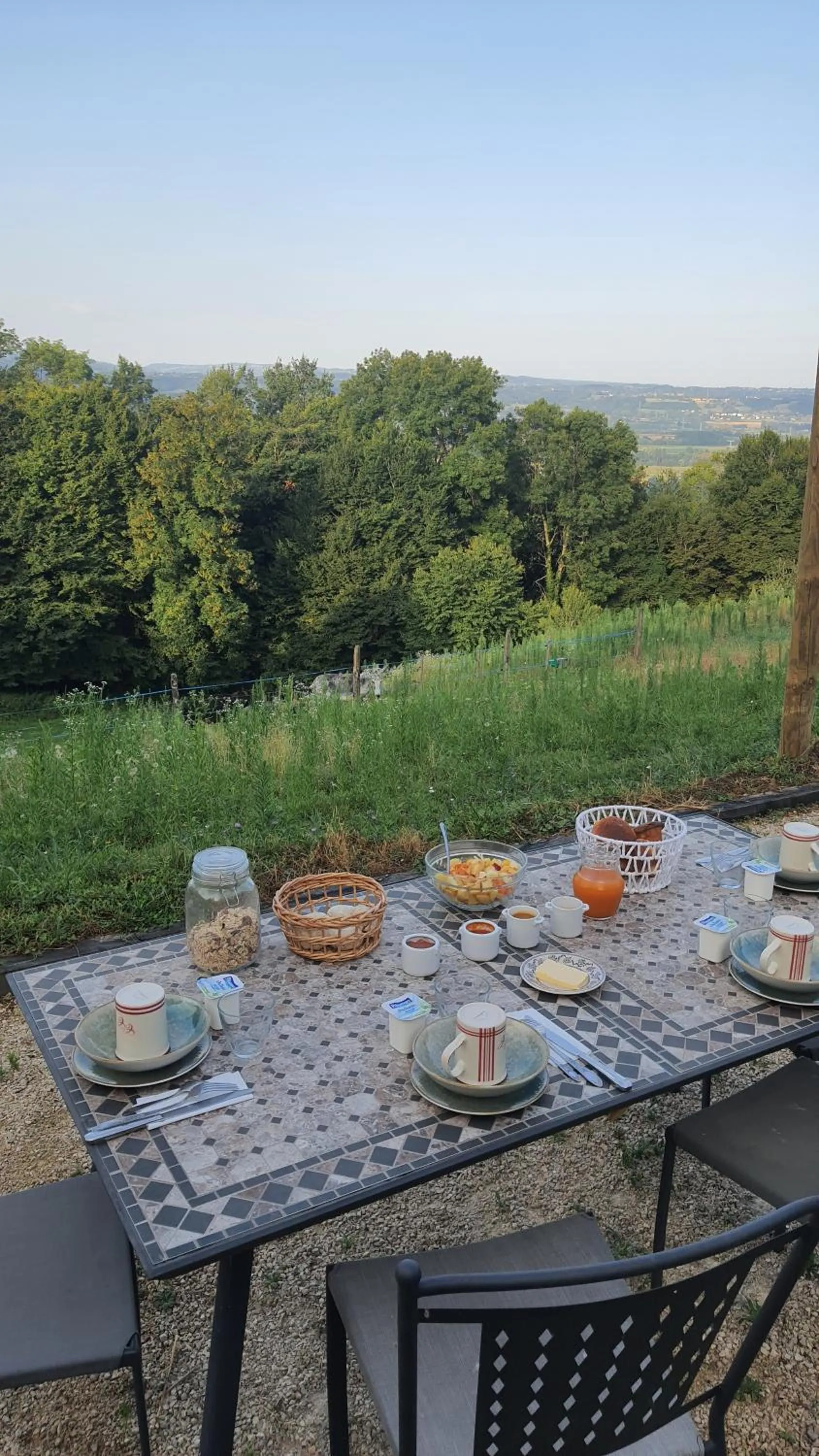 Patio in La Parenthèse - Gîte de la Sittelle