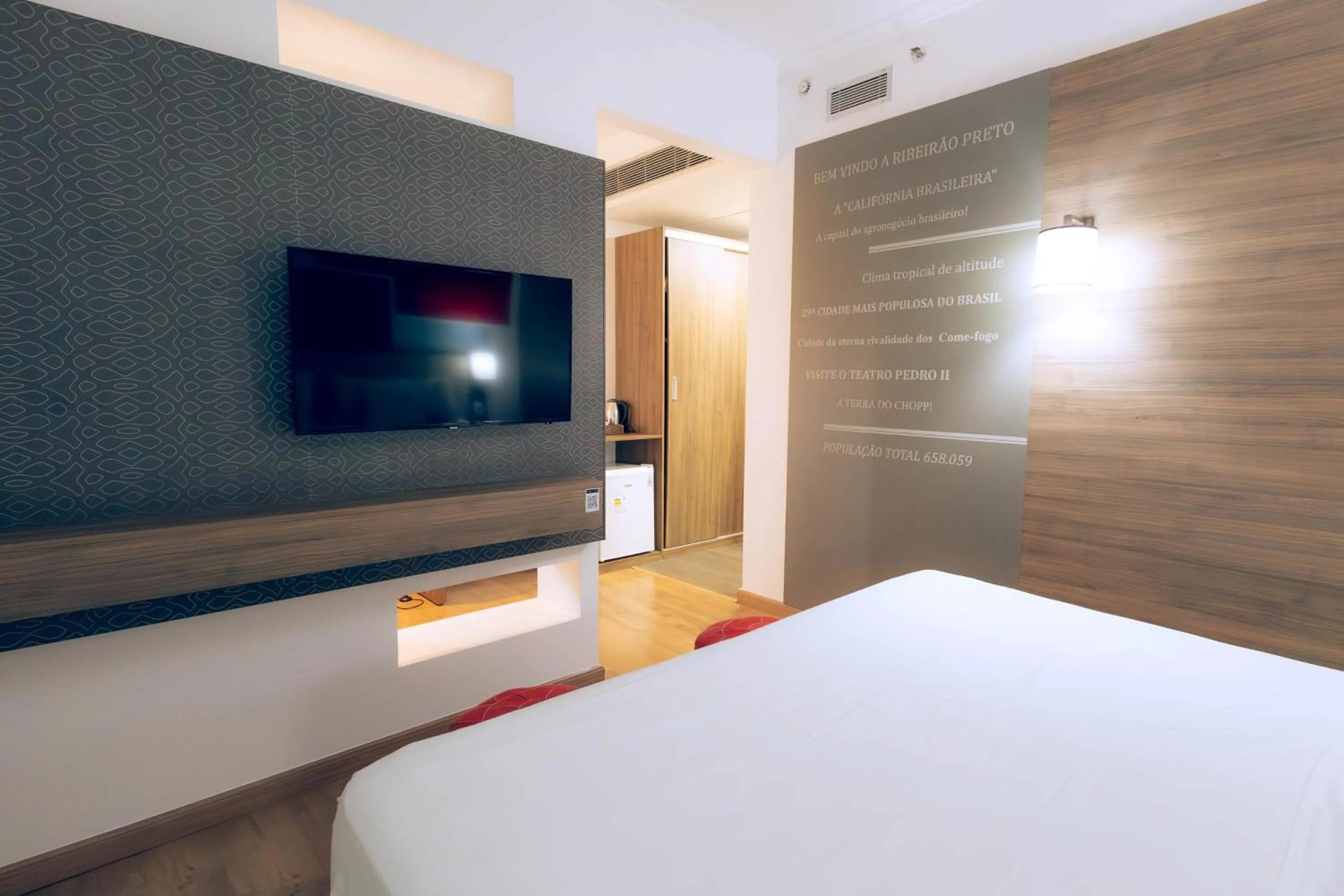 Bedroom, Bed in TRYP By Wyndham Ribeirão Preto