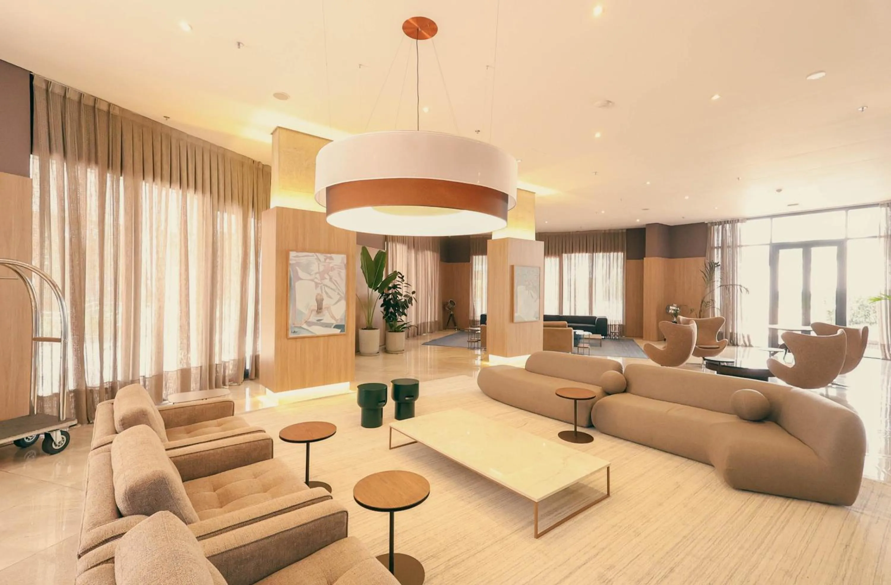 Lobby or reception in TRYP By Wyndham Ribeirão Preto