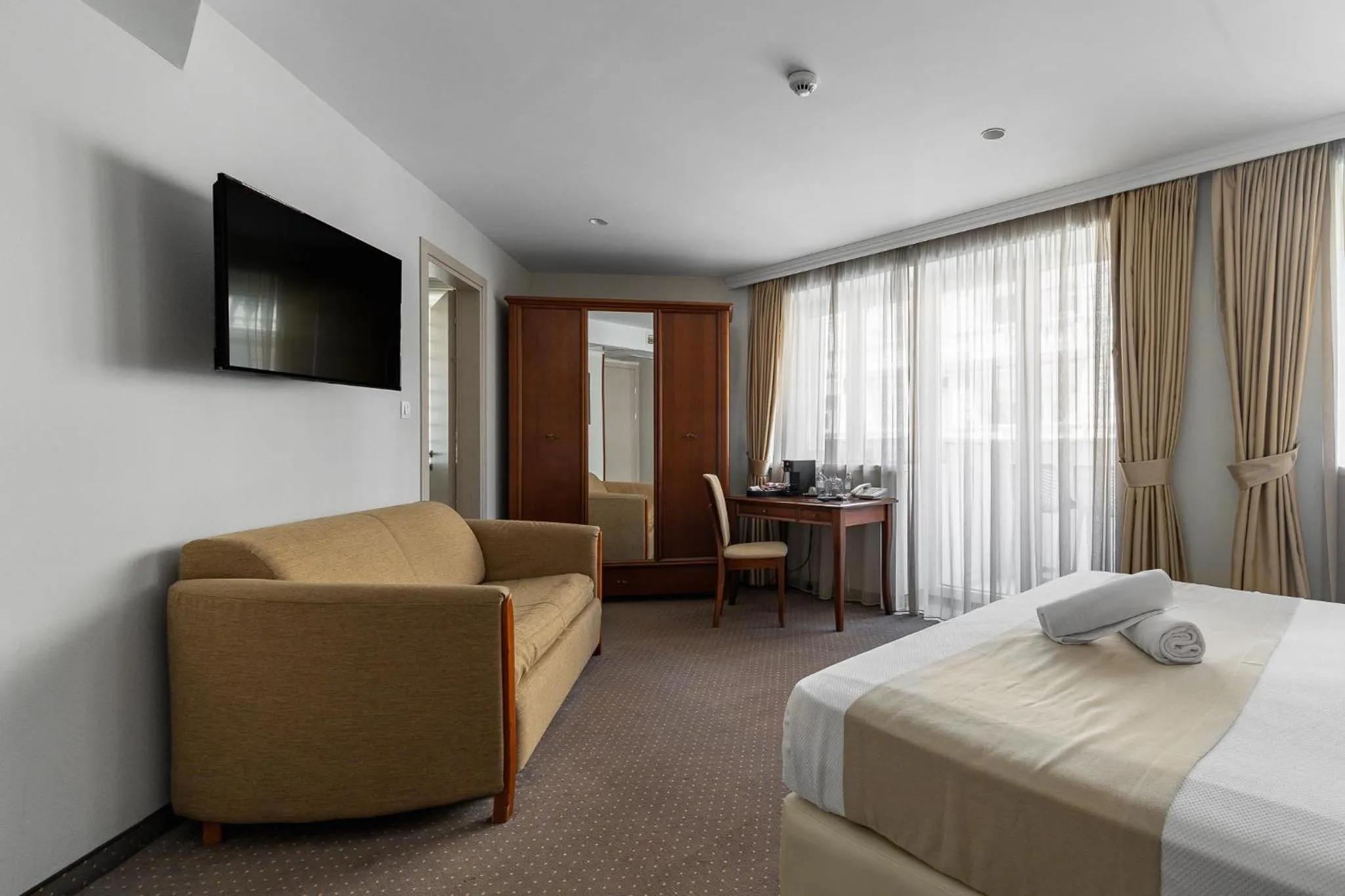 Bed in Alexandar Square Boutique Hotel