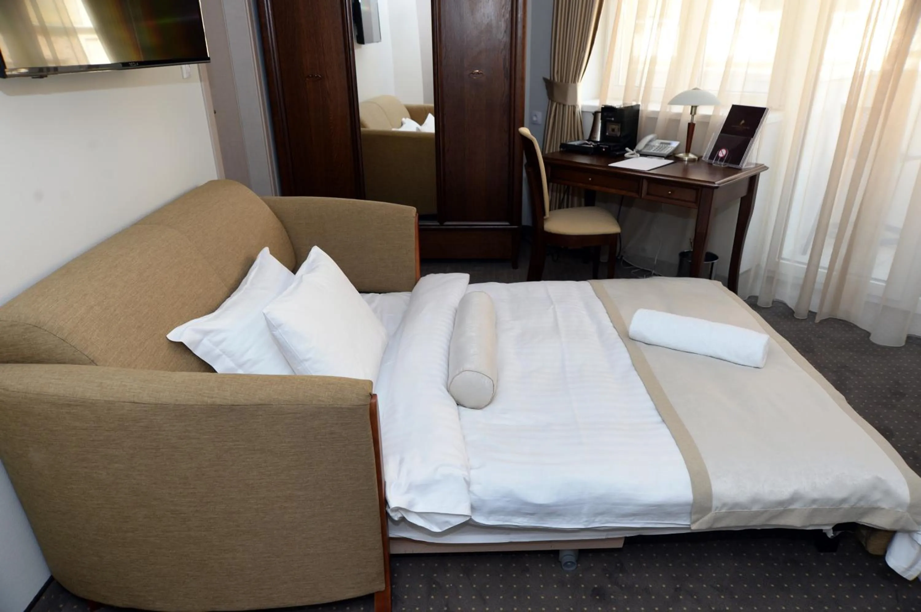 Bed in Alexandar Square Boutique Hotel