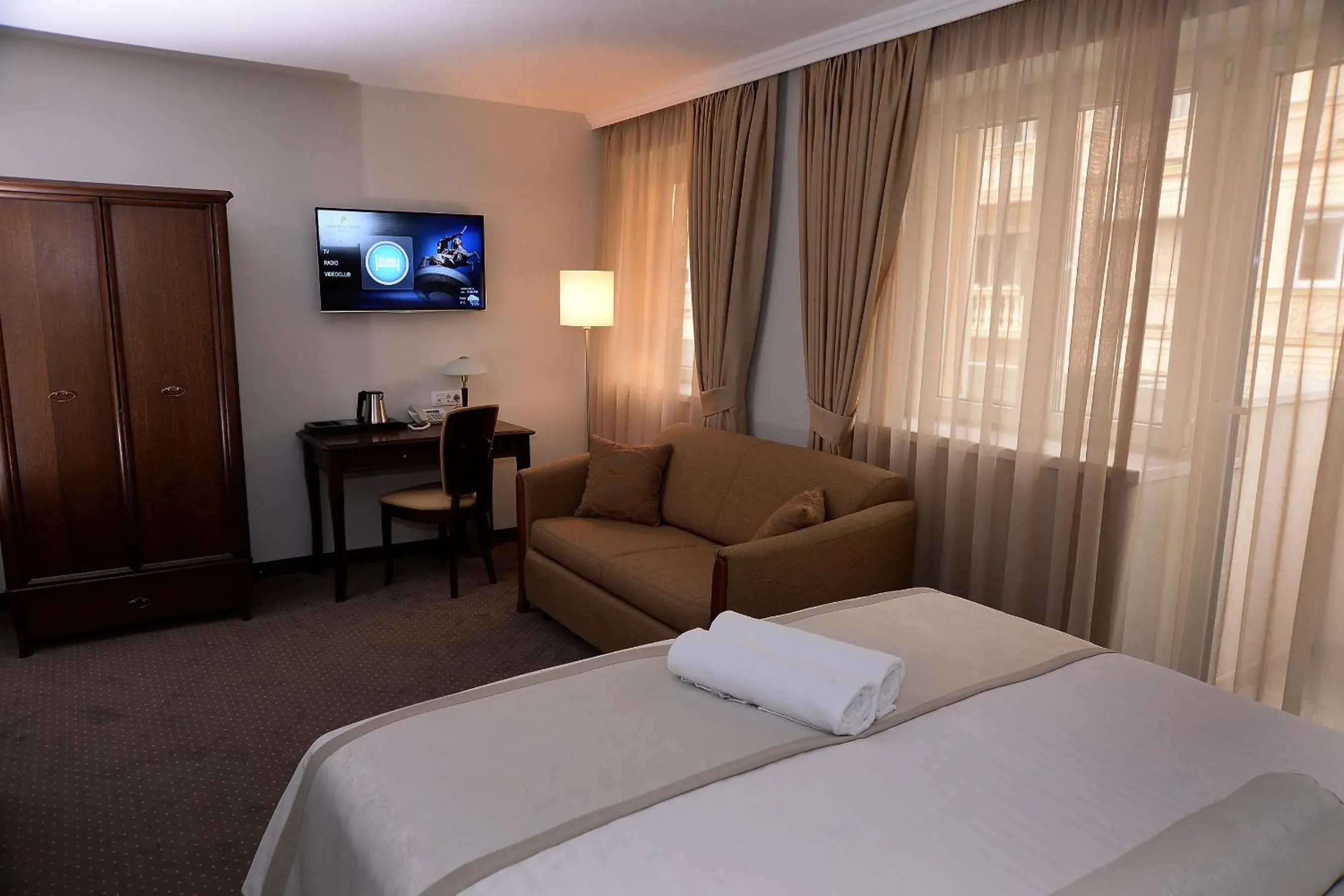 Deluxe Room with Balcony - single occupancy in Alexandar Square Boutique Hotel Deluxe Room with Balcony - single occupancy in Alexandar Square Boutique Hotel