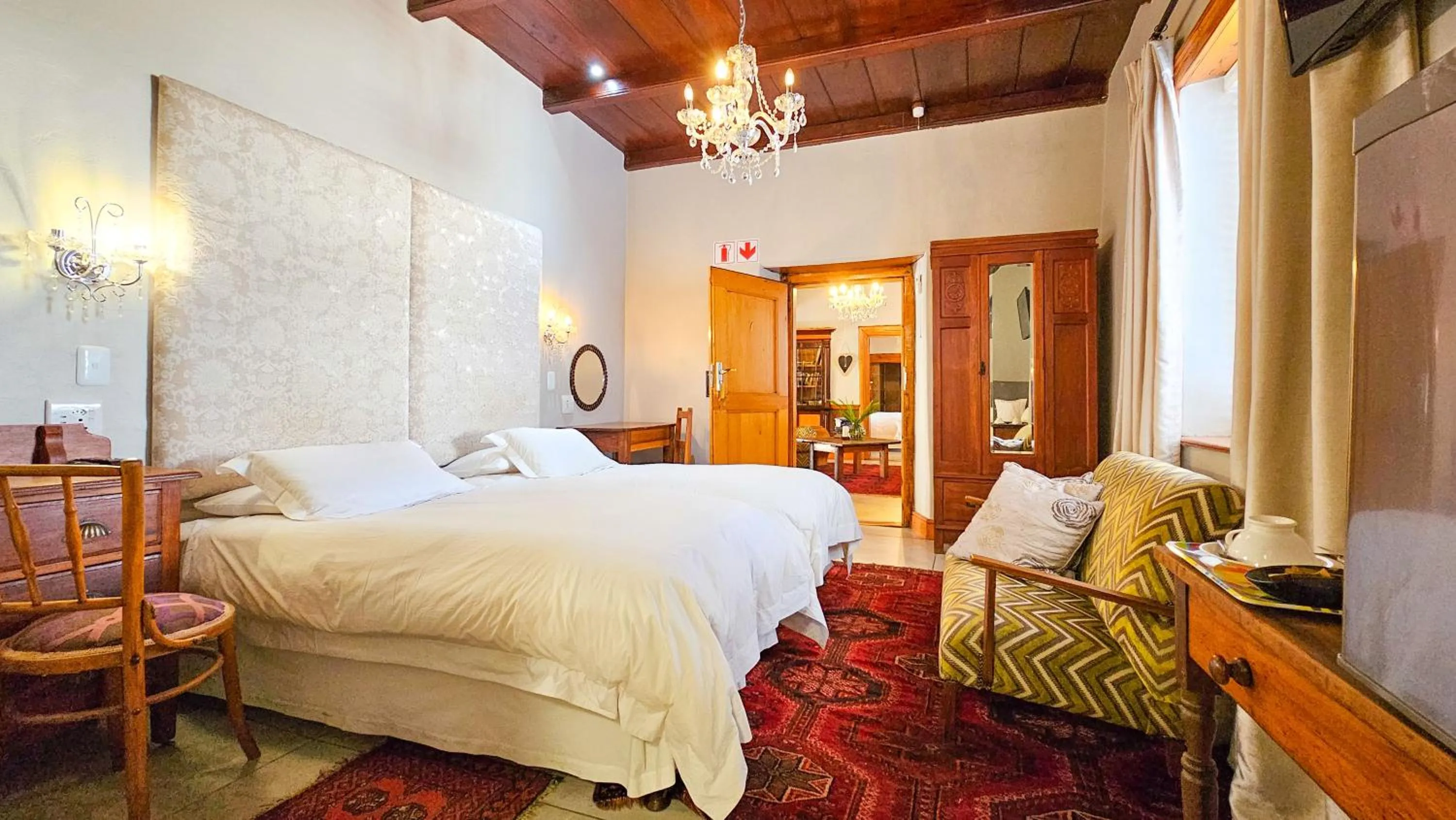 Bed in De Opstal Country Lodge