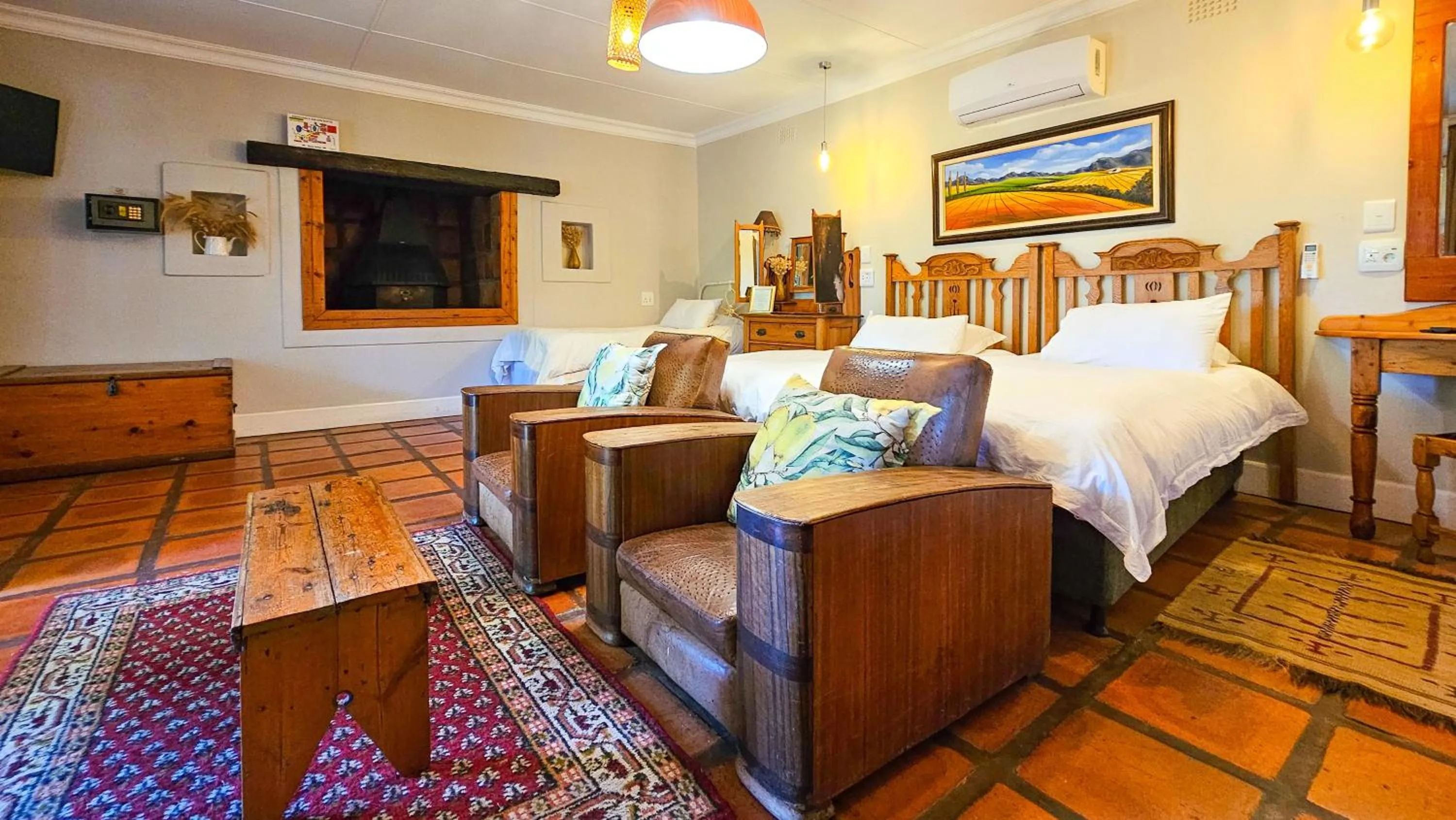 Bed in De Opstal Country Lodge