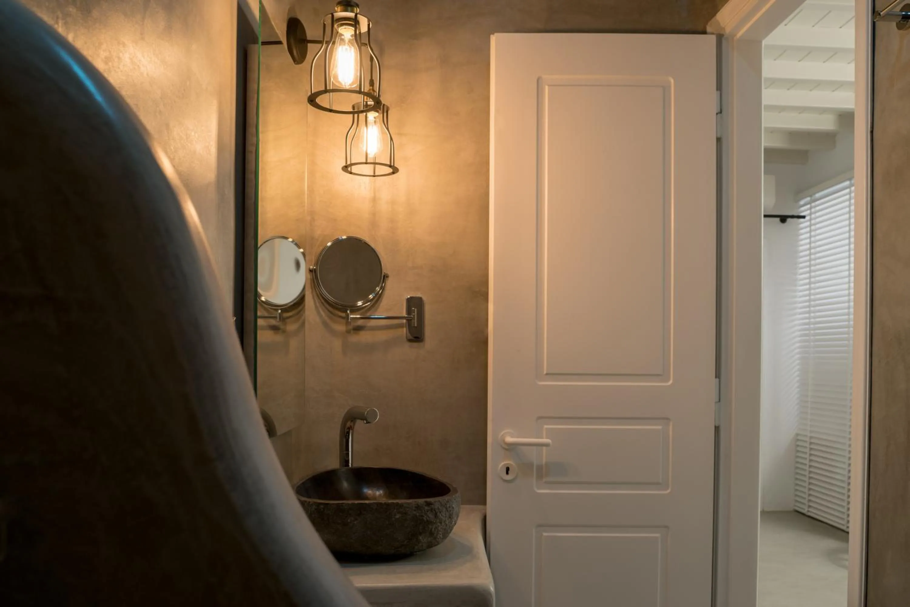 Bathroom in Cova Mykonos Suites