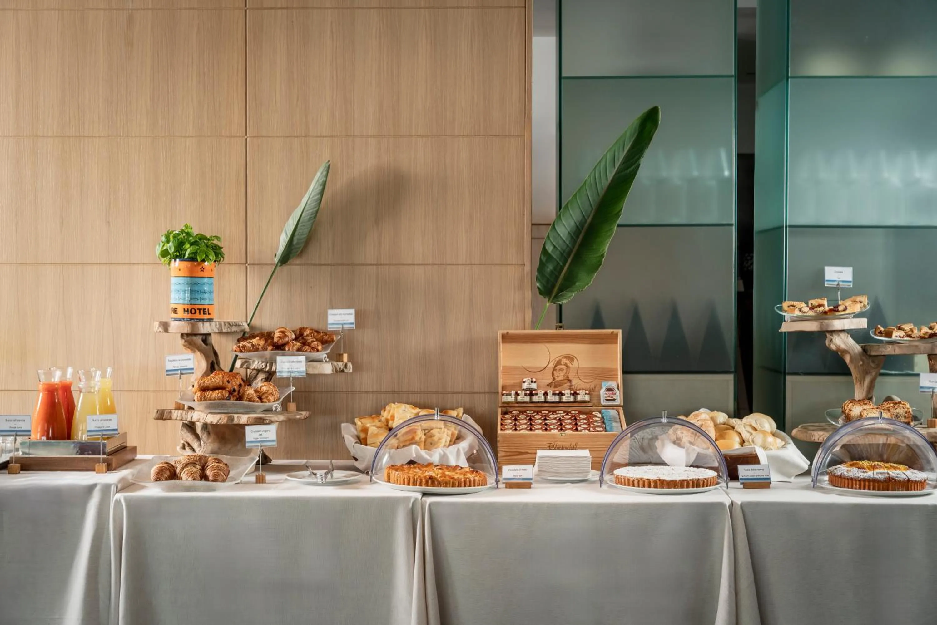 Breakfast in Mare Hotel