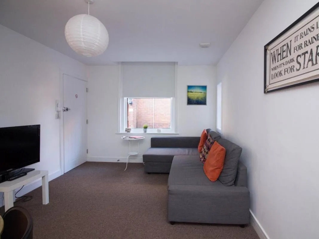 Living room in Beddoe Apartments