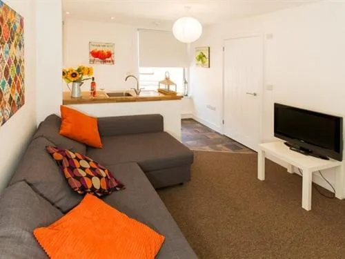 Living room in Beddoe Apartments