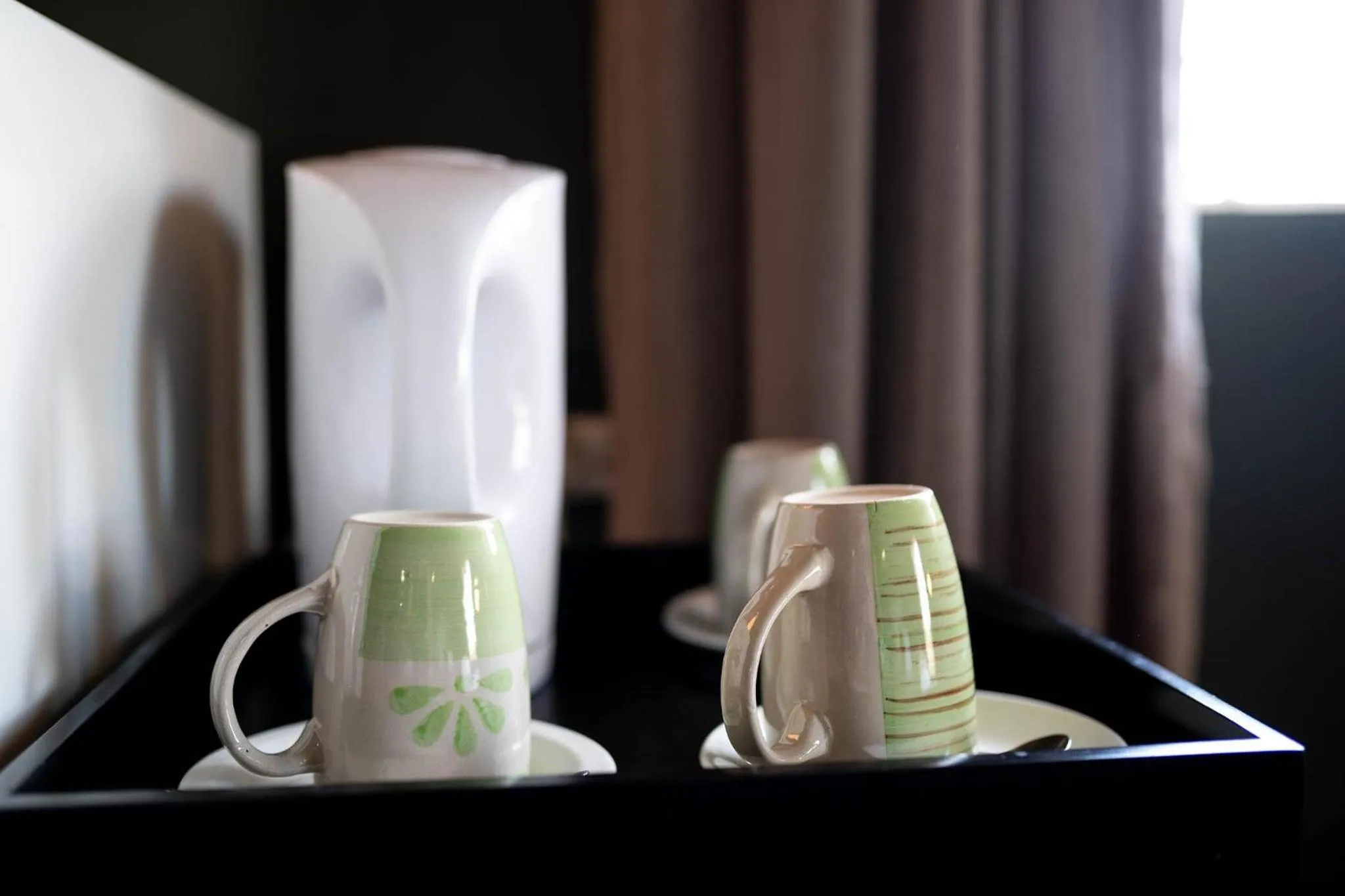 Coffee/tea facilities in Red Sands Country Lodge