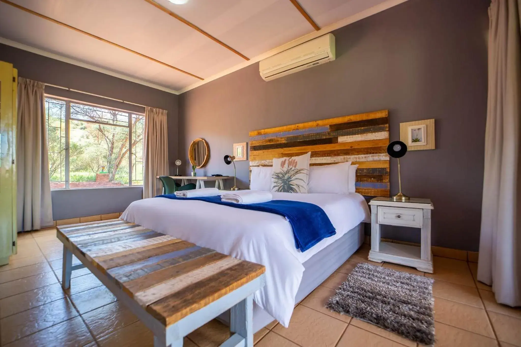 Chalet - single occupancy in Red Sands Country Lodge Chalet - single occupancy in Red Sands Country Lodge