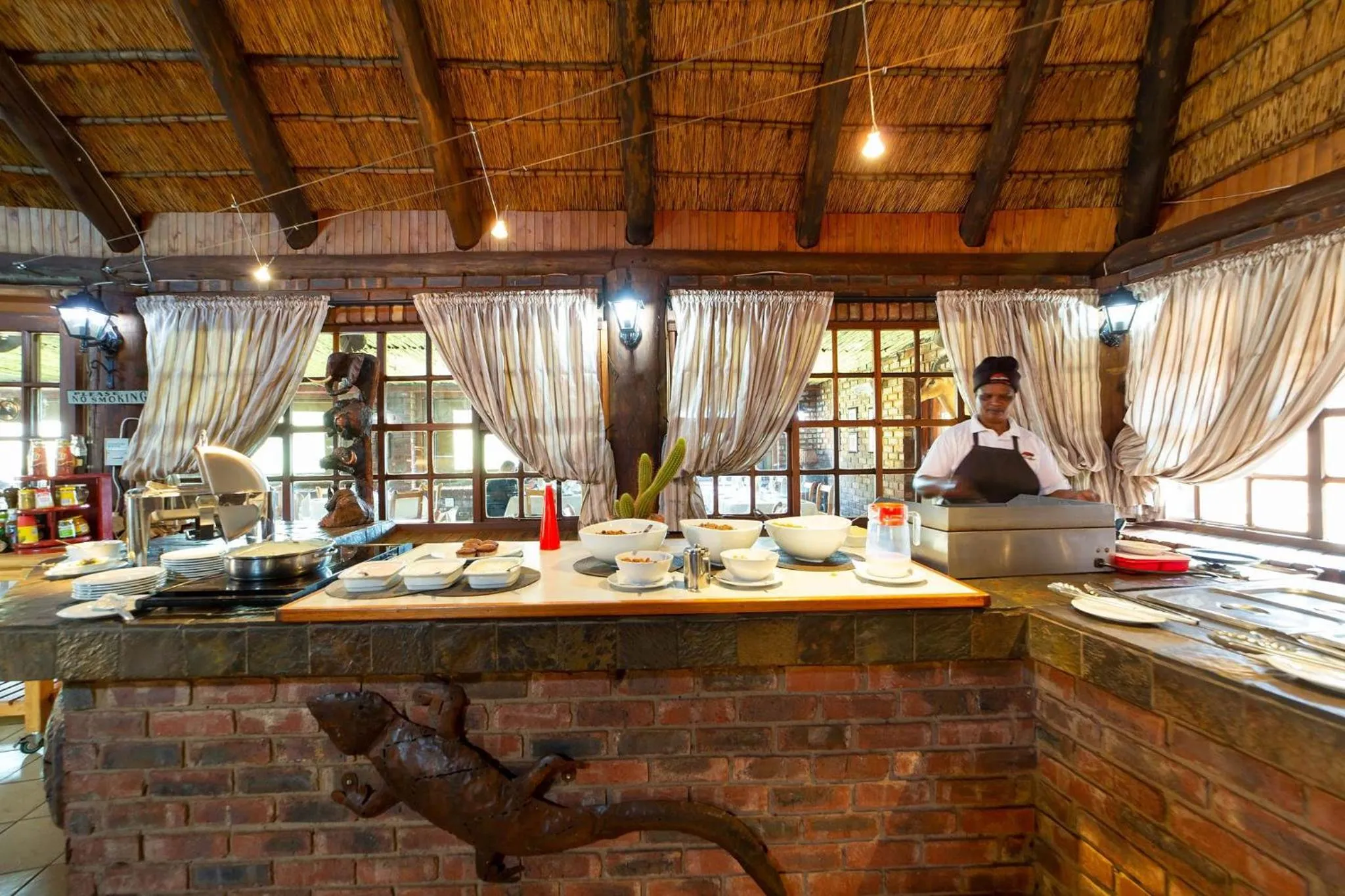 Restaurant/places to eat in Red Sands Country Lodge