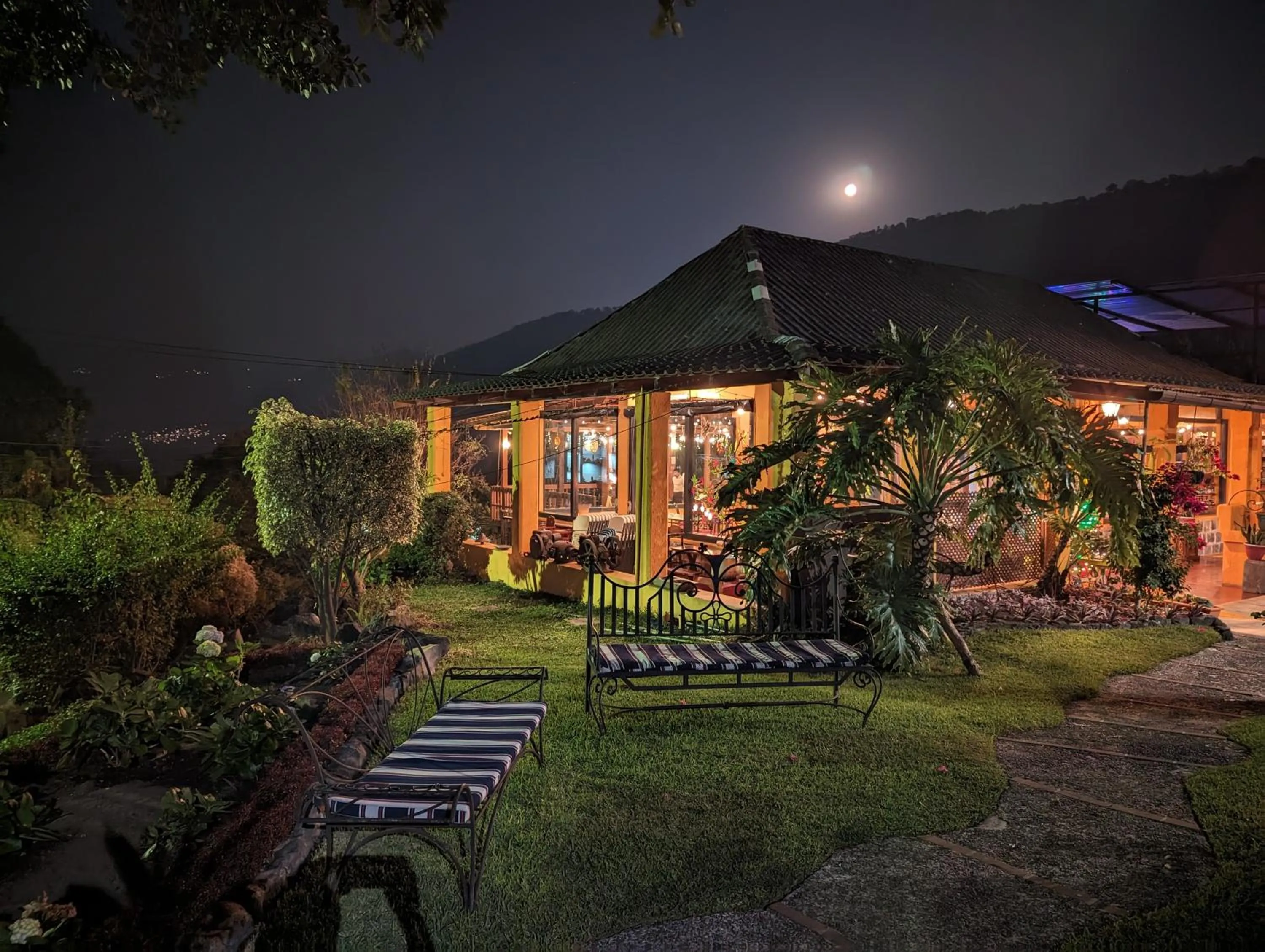 Property building in Hotel Toliman