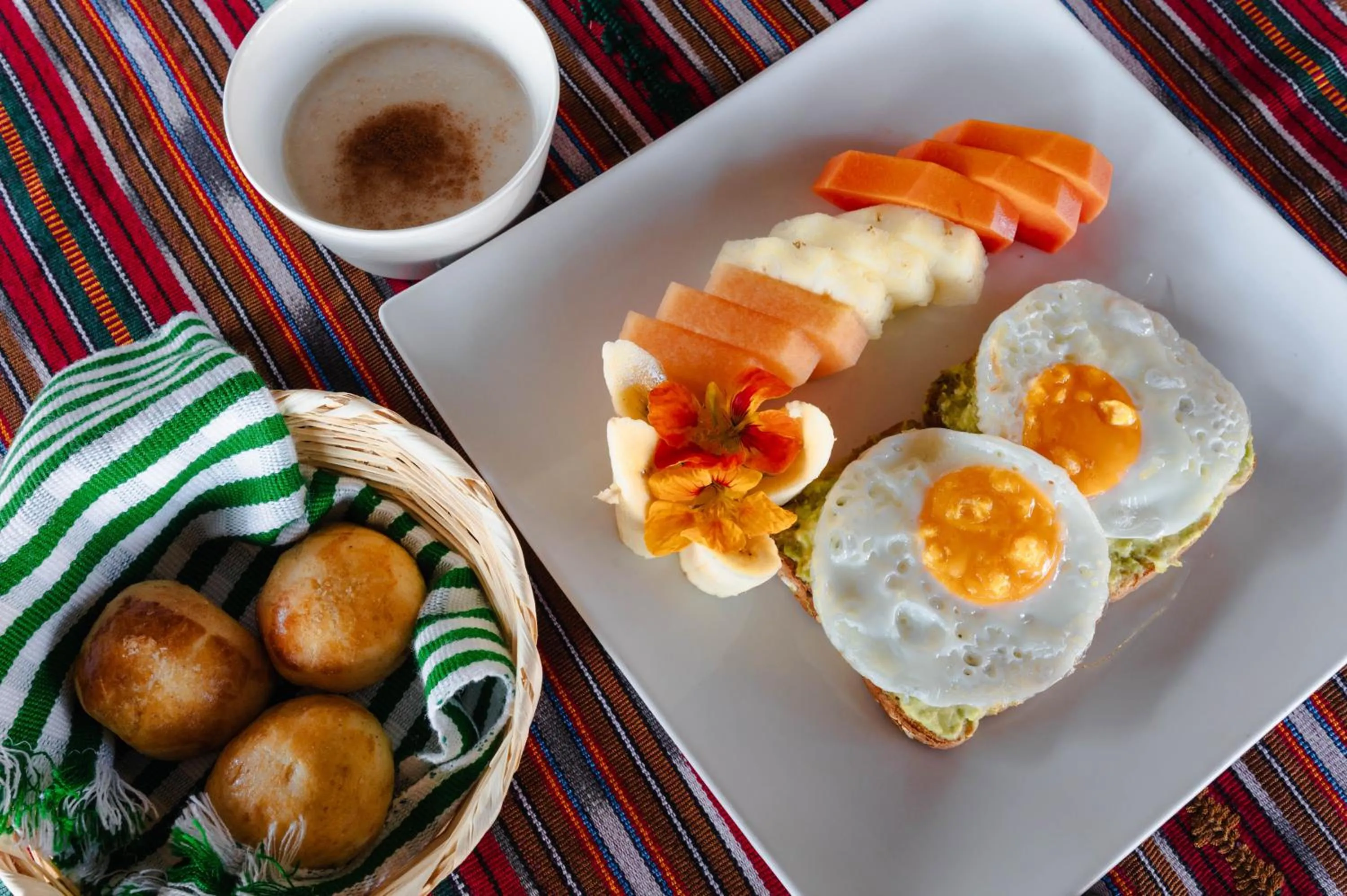 Food and drinks in Hotel Toliman