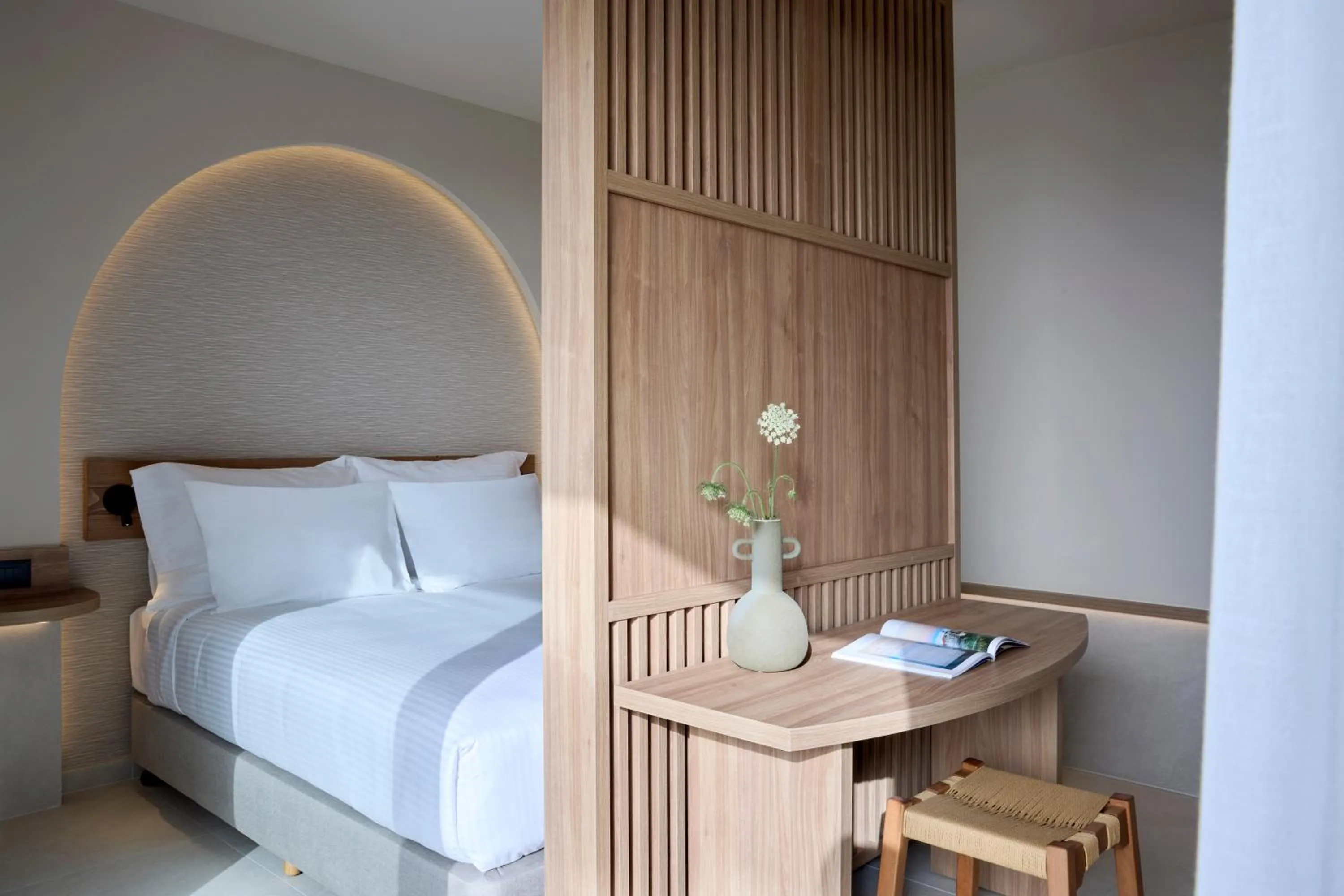 Bedroom, Bed in Ammos Luxury Resort