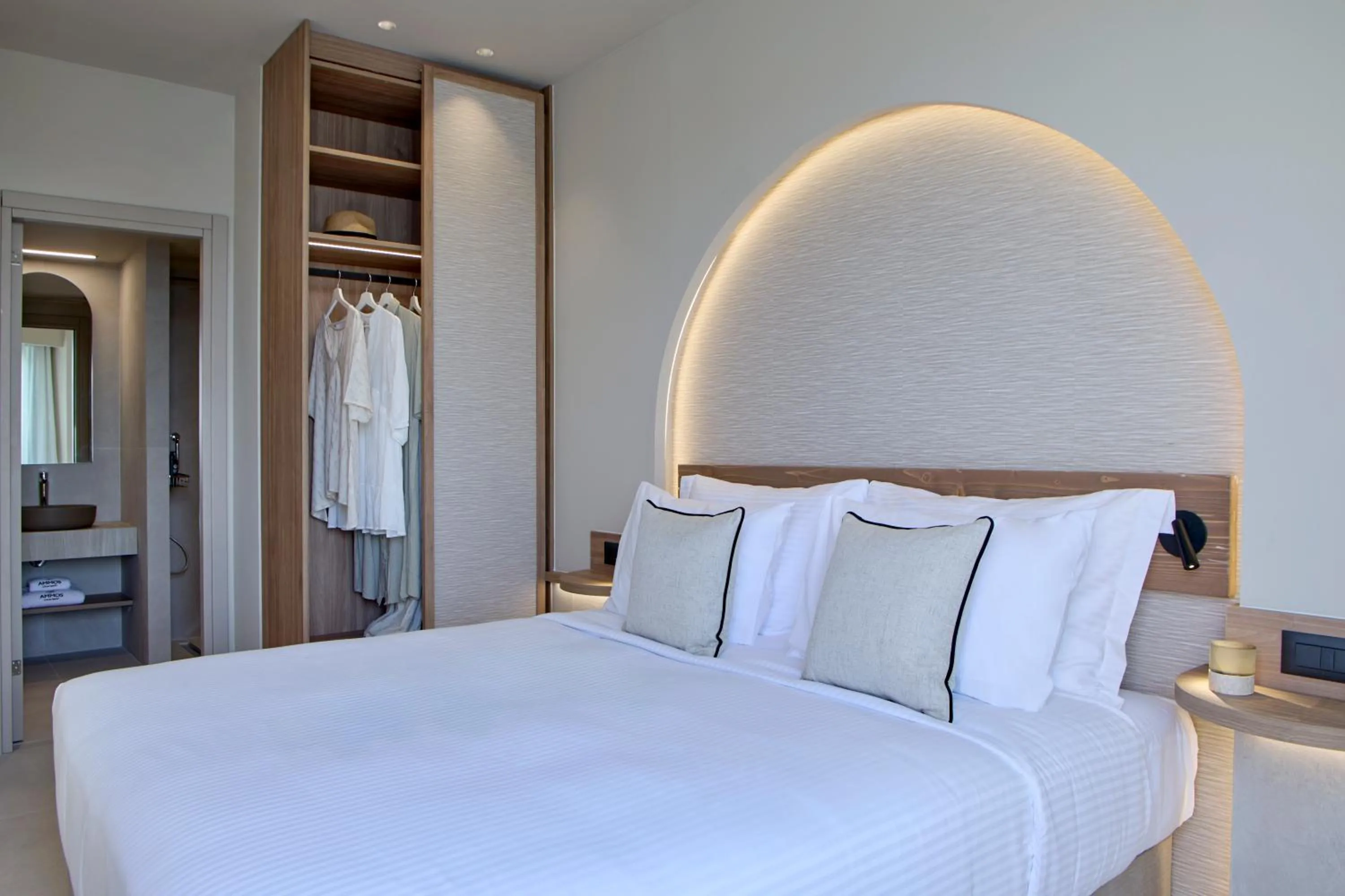 Bed in Ammos Luxury Resort