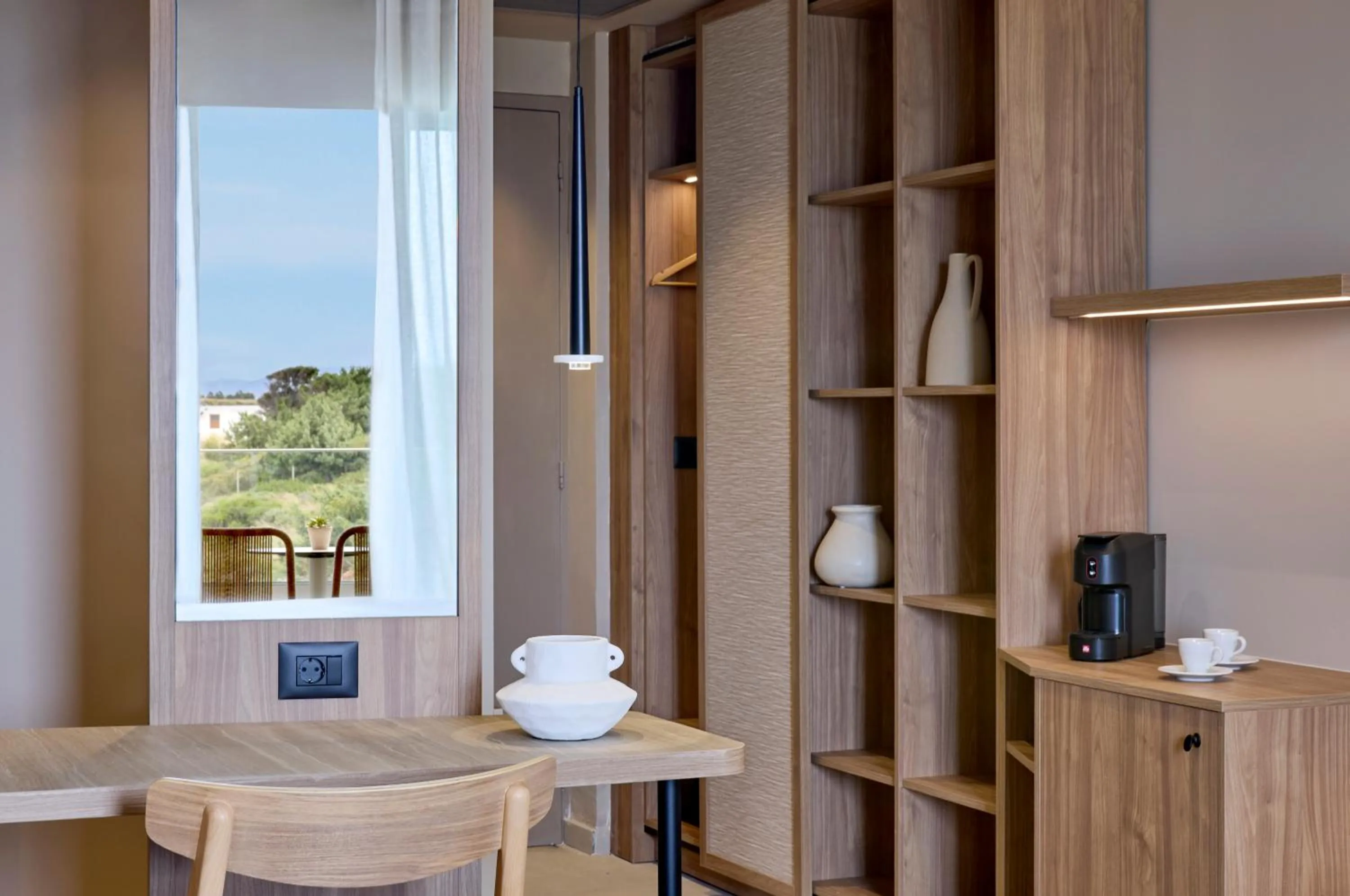 Coffee/tea facilities in Ammos Luxury Resort