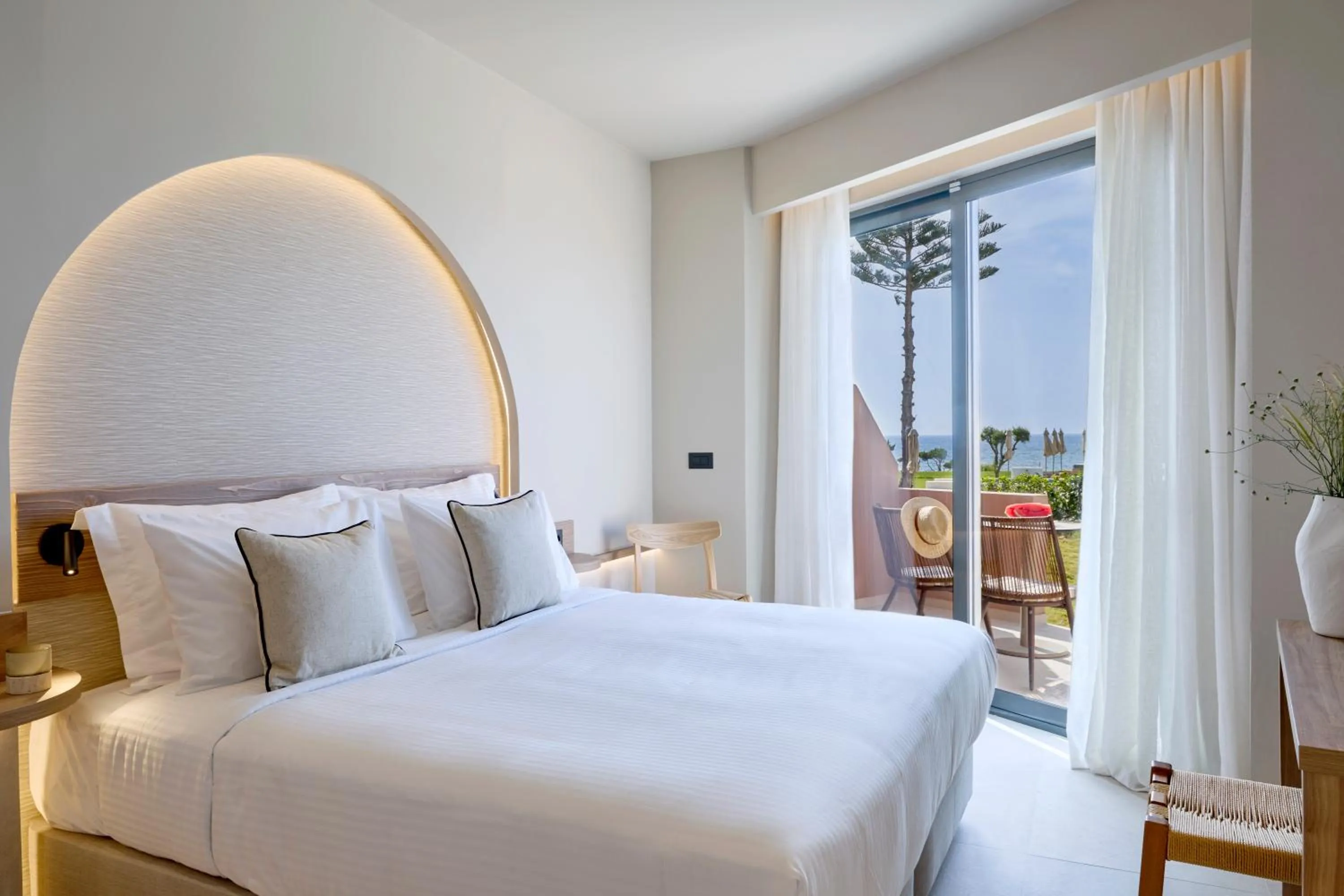 Bed in Ammos Luxury Resort