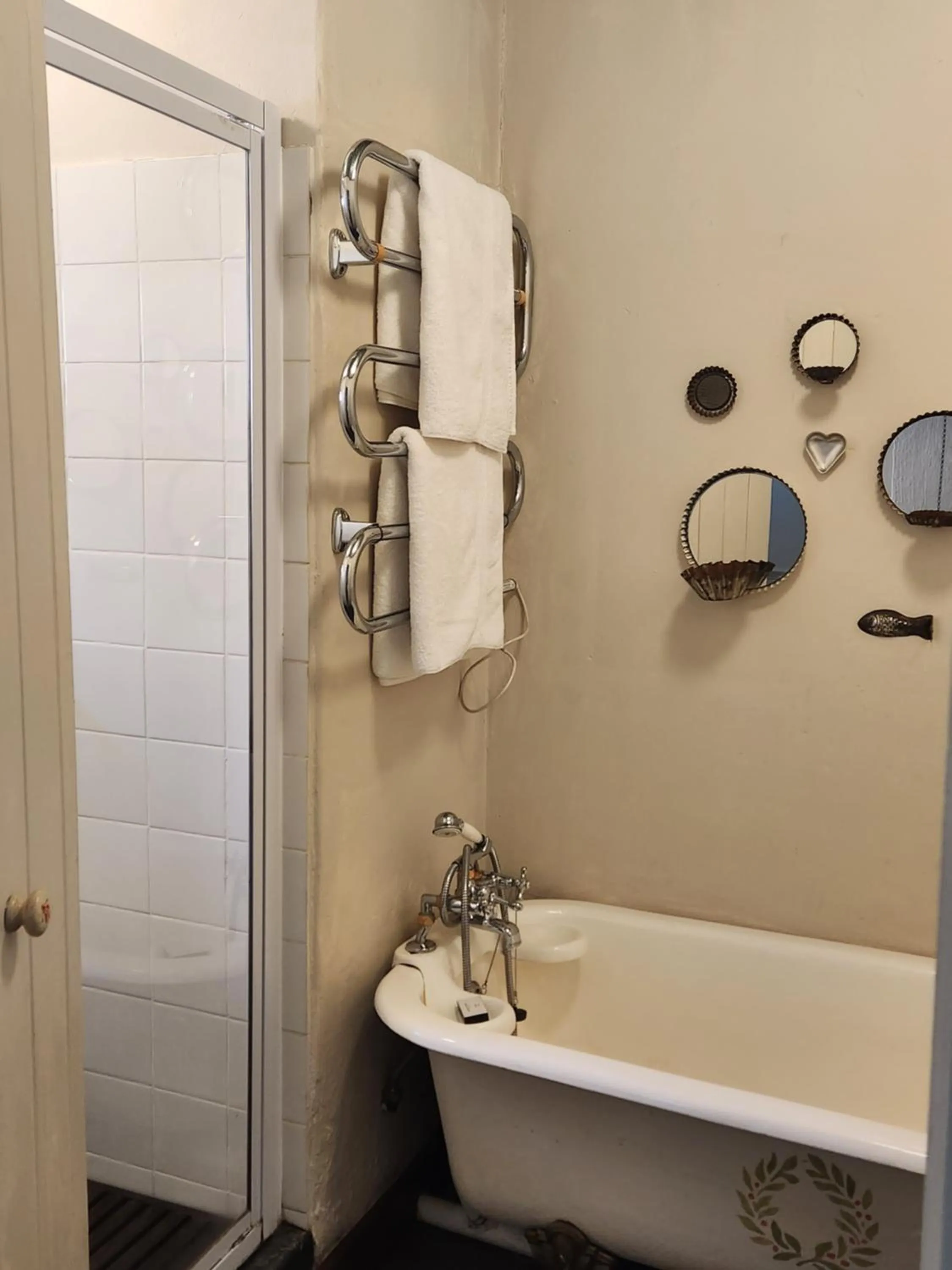 Bathroom in Cleopatra Mountain Farmhouse