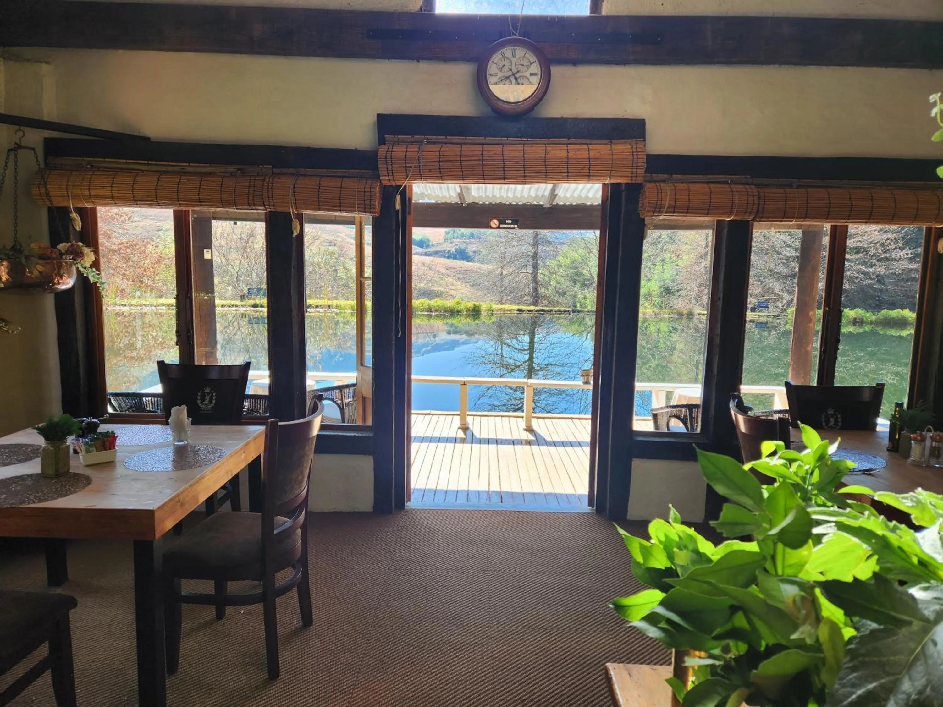 Restaurant/places to eat in Cleopatra Mountain Farmhouse