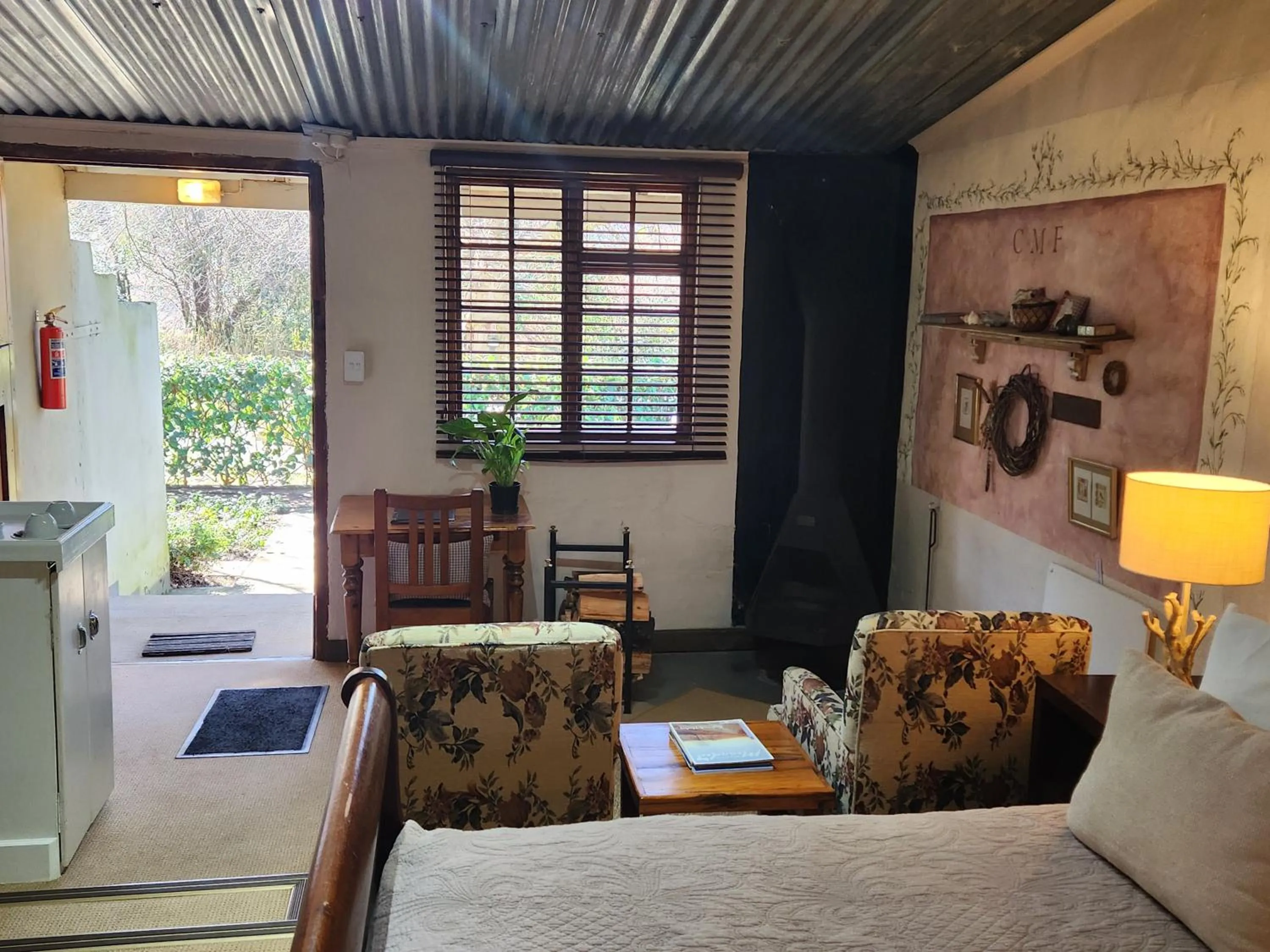 Seating area in Cleopatra Mountain Farmhouse
