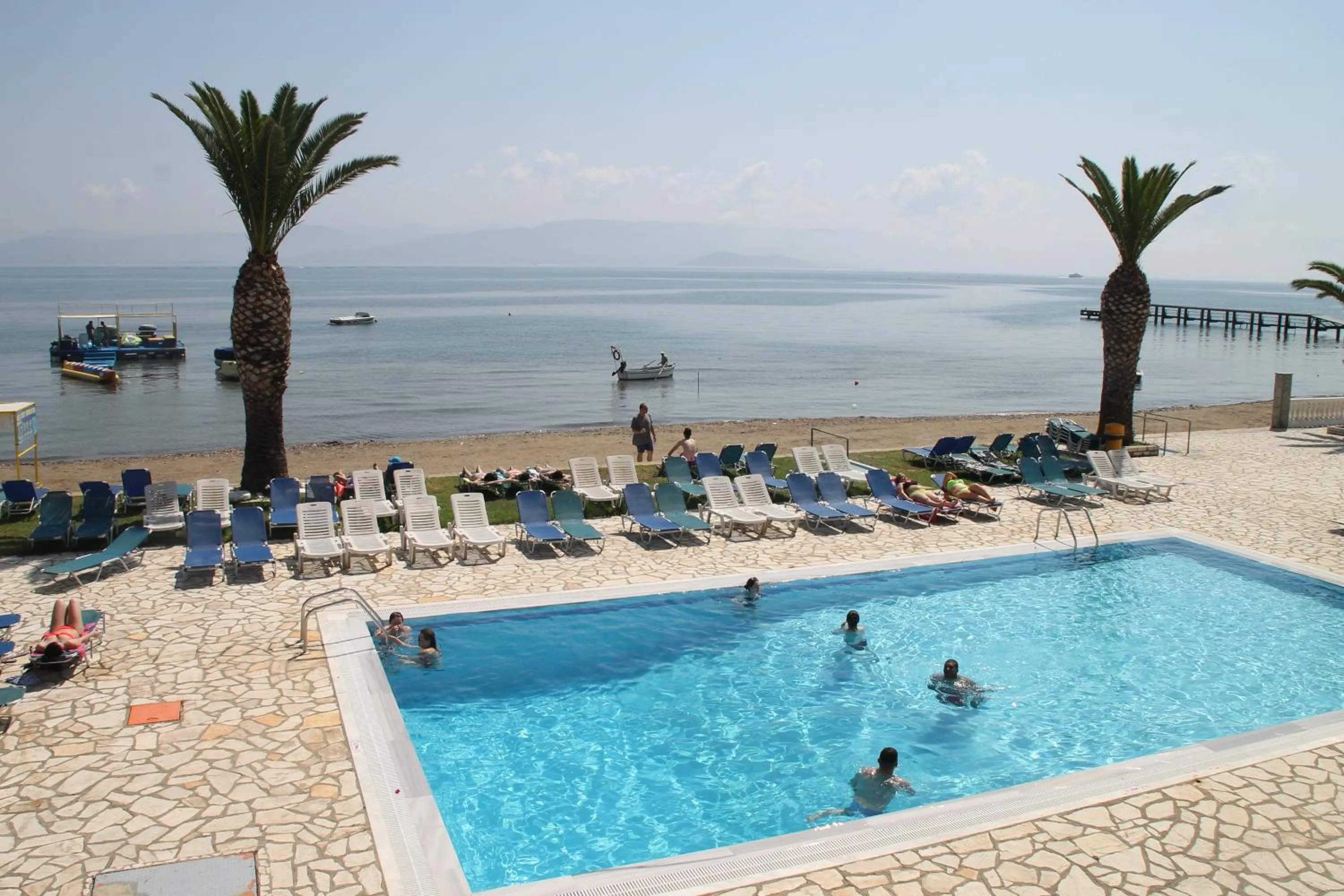 Pool view in Complex Lemon Grove