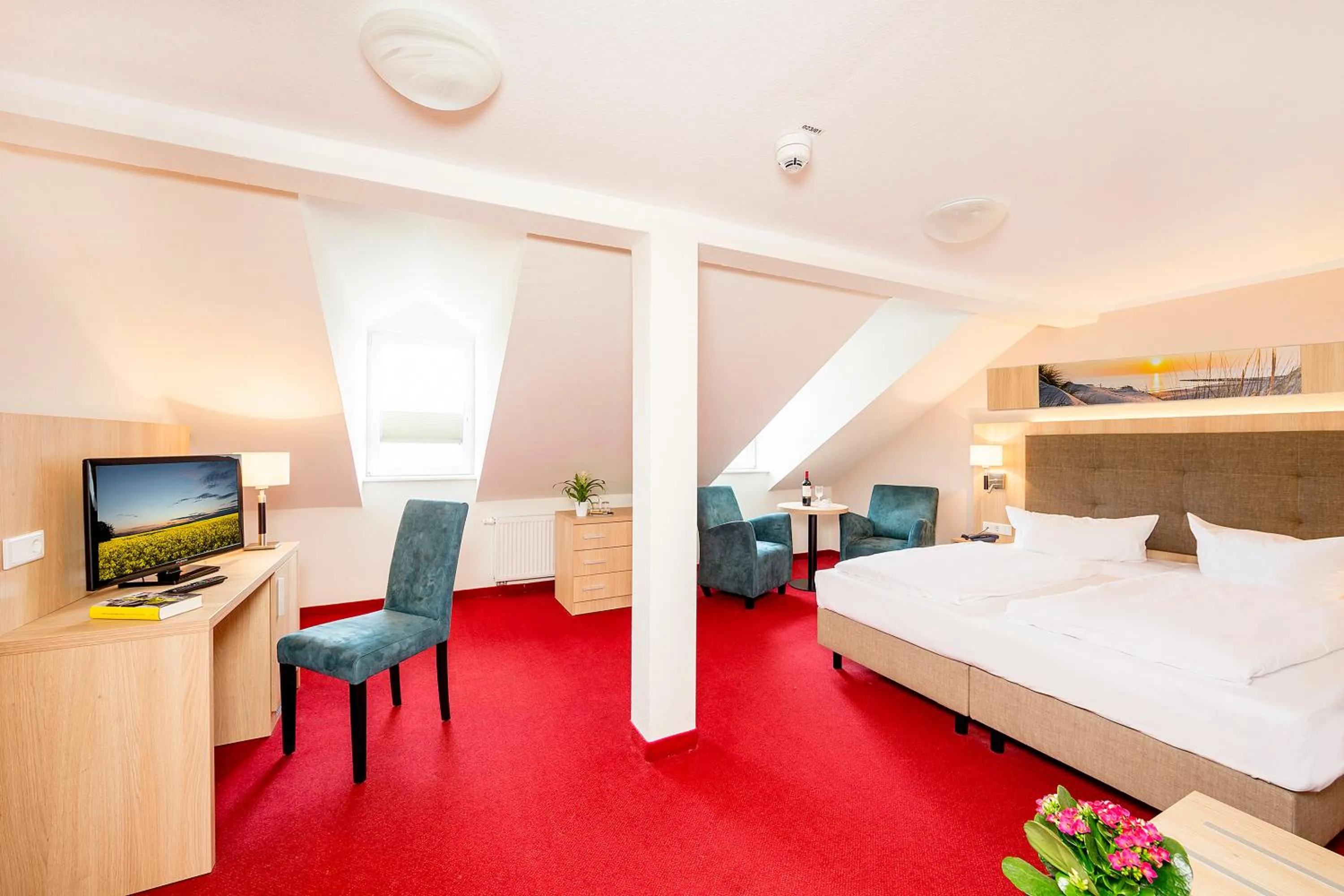 Bed in Hotel Garni Sonne