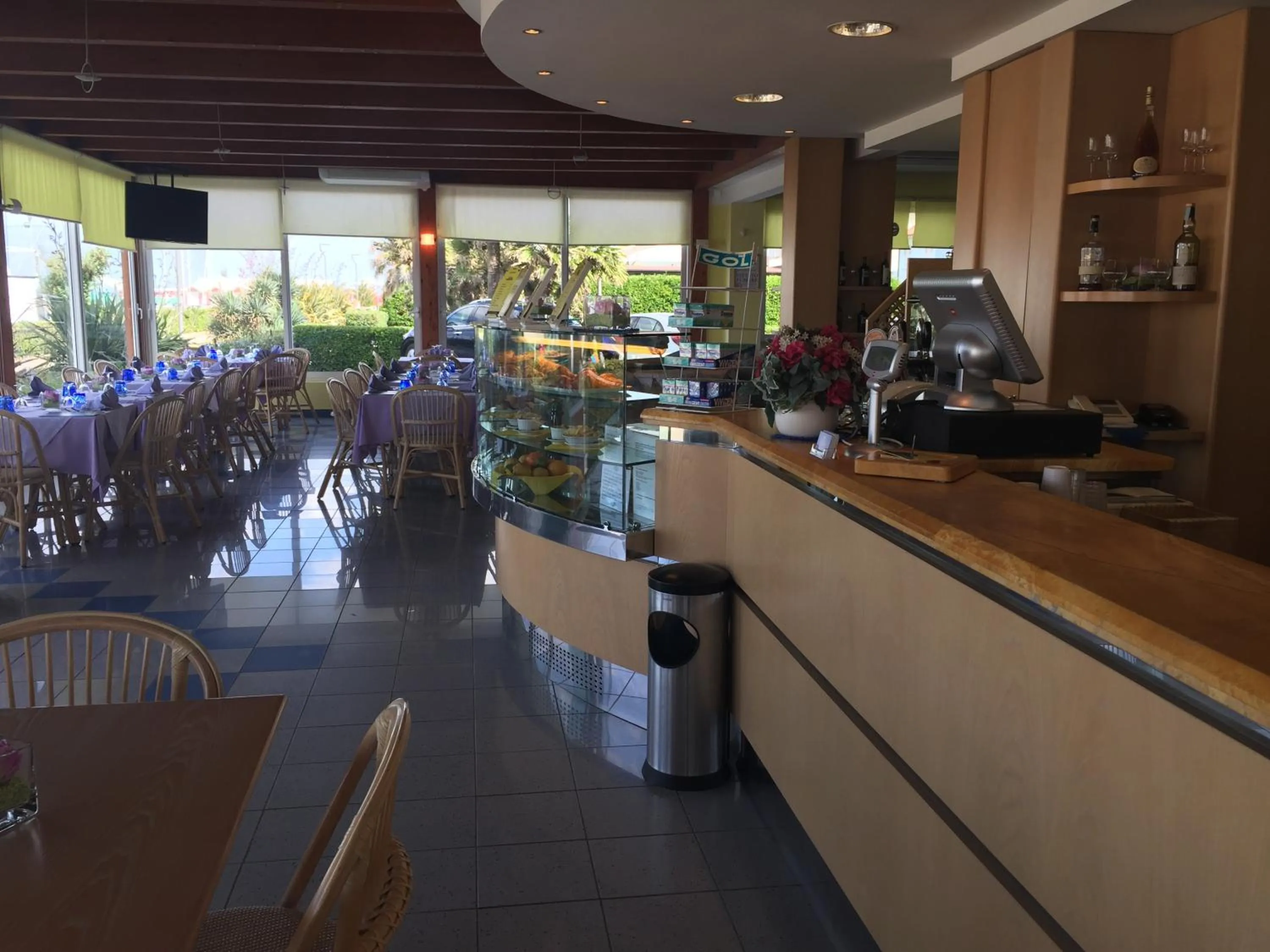 Lounge or bar in Hotel Marina