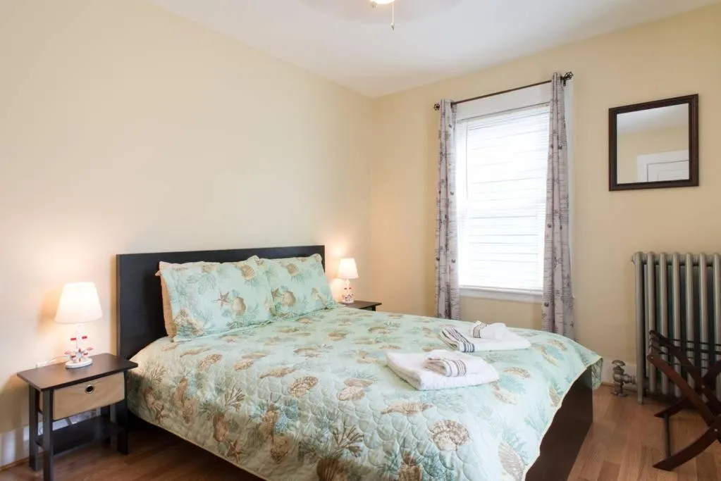 Bedroom, Bed in Apartments in Salem