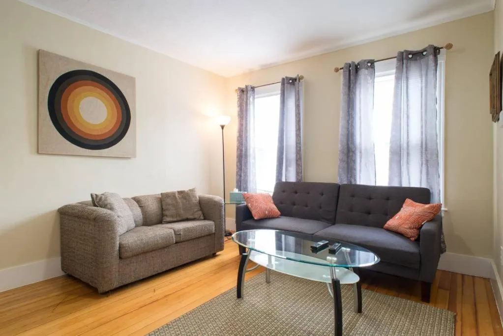 Living room in Apartments in Salem